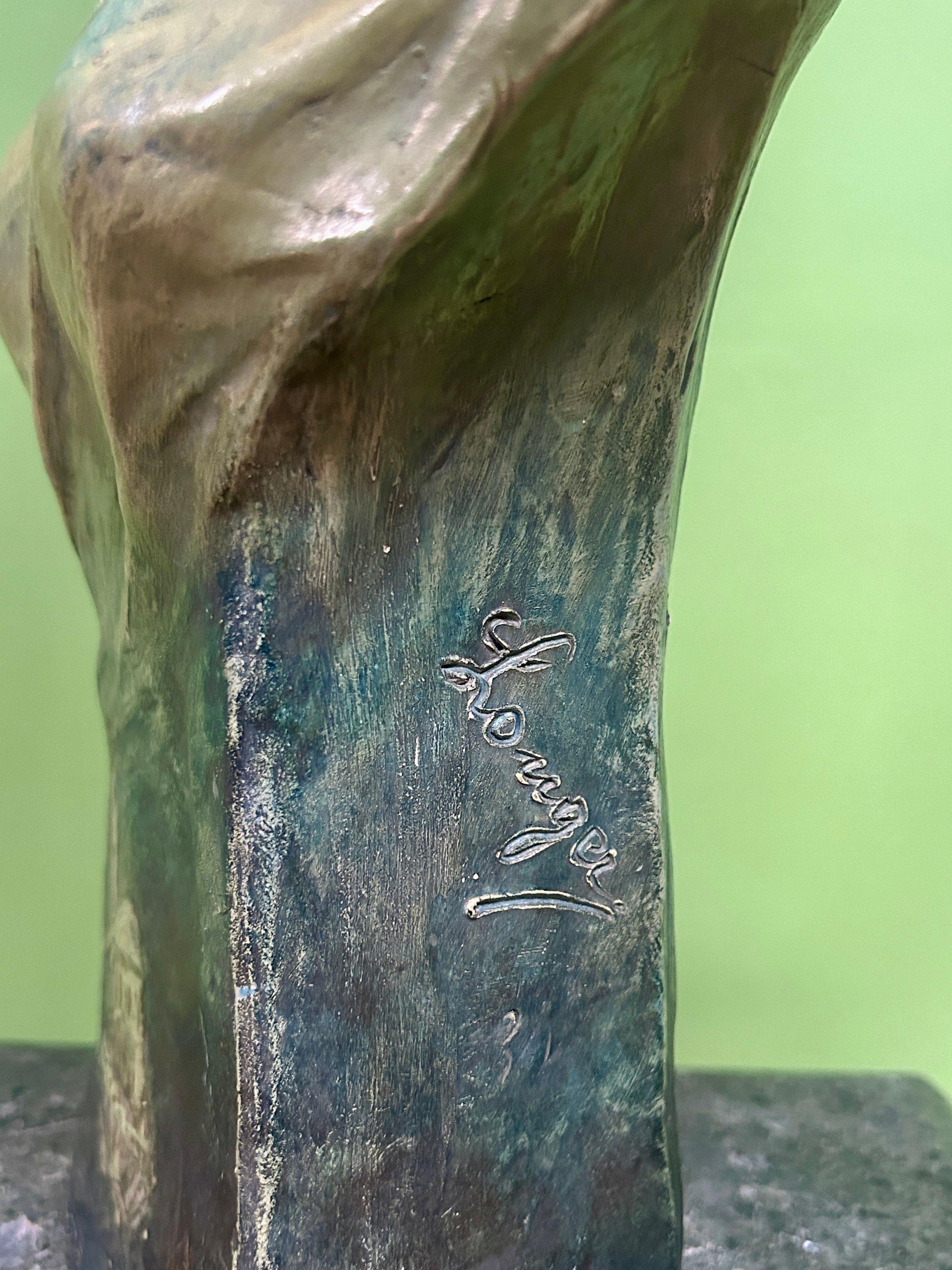 Antique Art Nouveau Goldscheider Terracotta Sculpture Buste d'une jeune fille hollandaise en vente 5