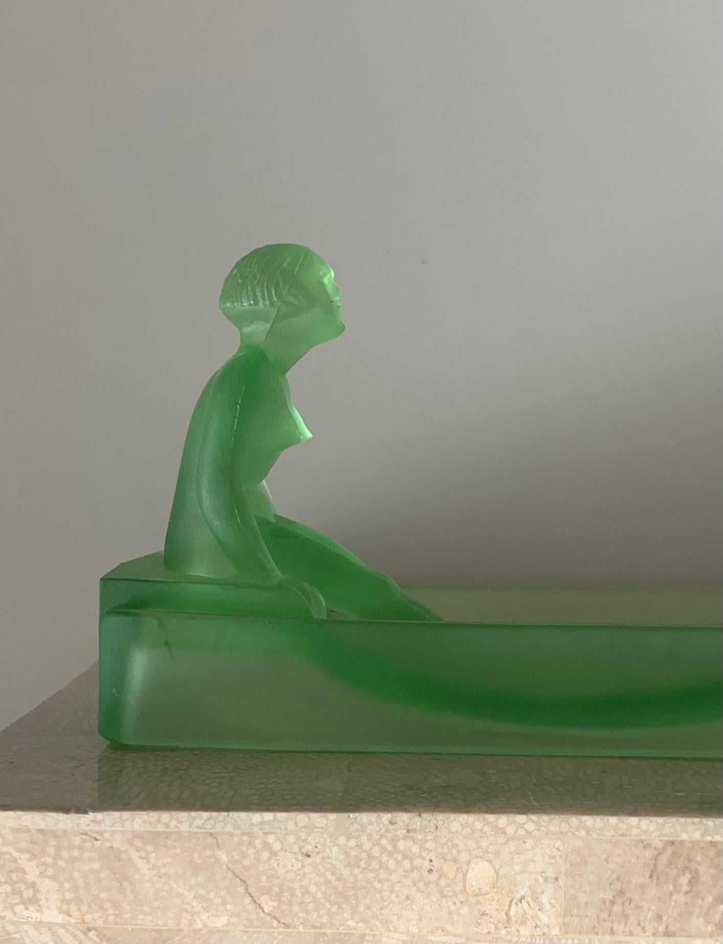  Art Deco Green Frosted Depression Glass Vide-Poche with Nude Lady, 1981 2
