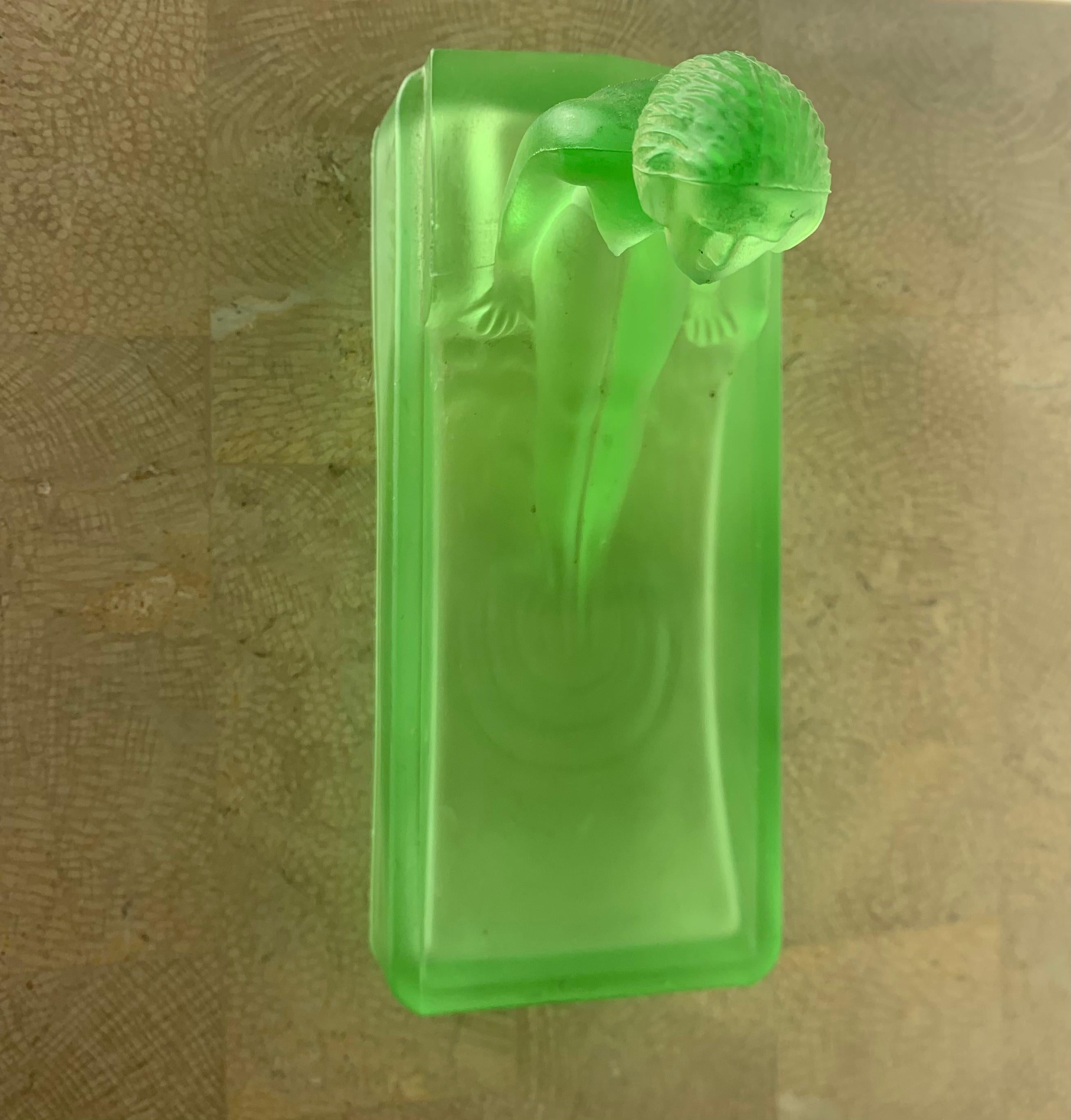  Art Deco Green Frosted Depression Glass Vide-Poche with Nude Lady, 1981 6