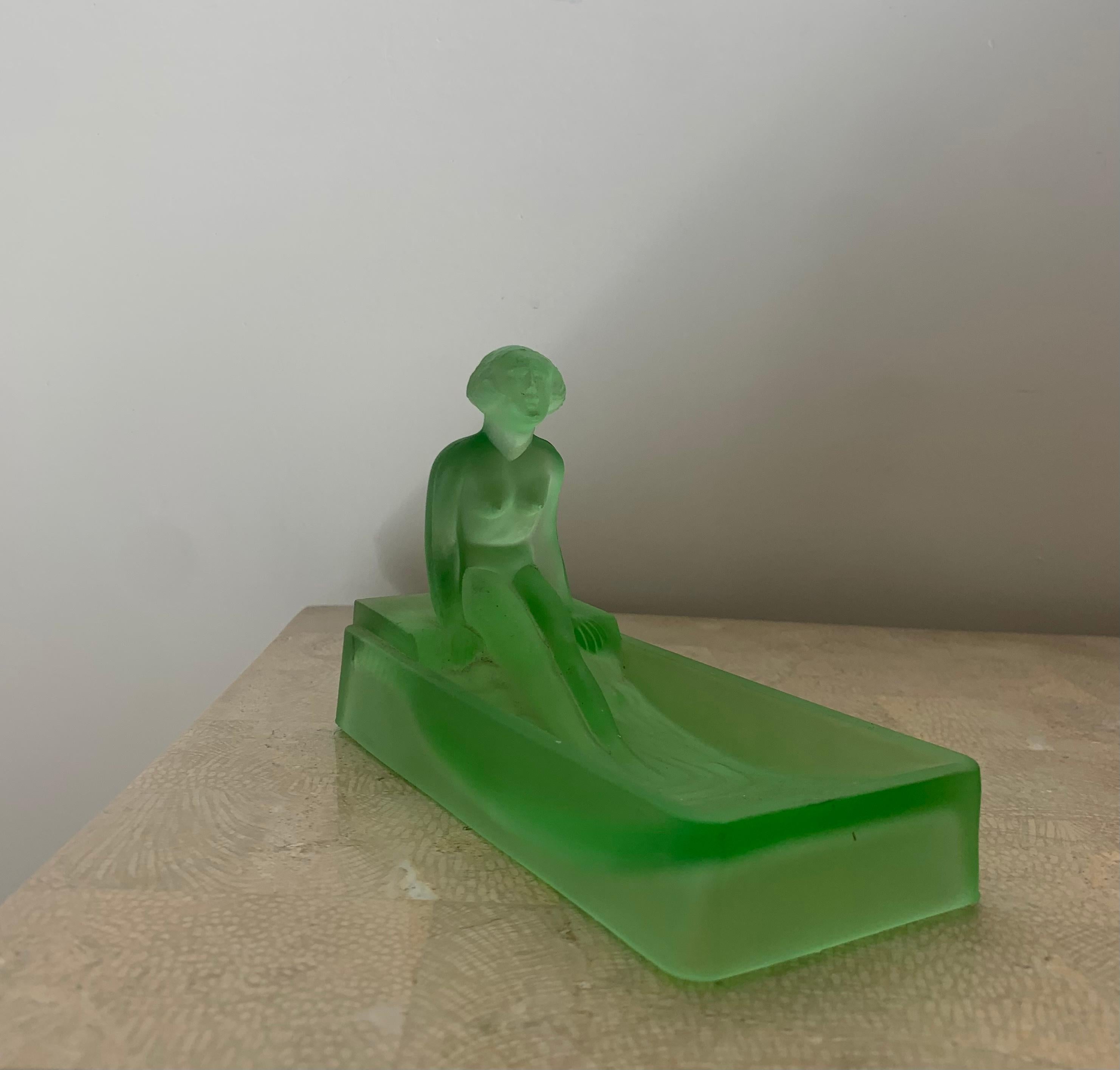  Art Deco Green Frosted Depression Glass Vide-Poche with Nude Lady, 1981 7