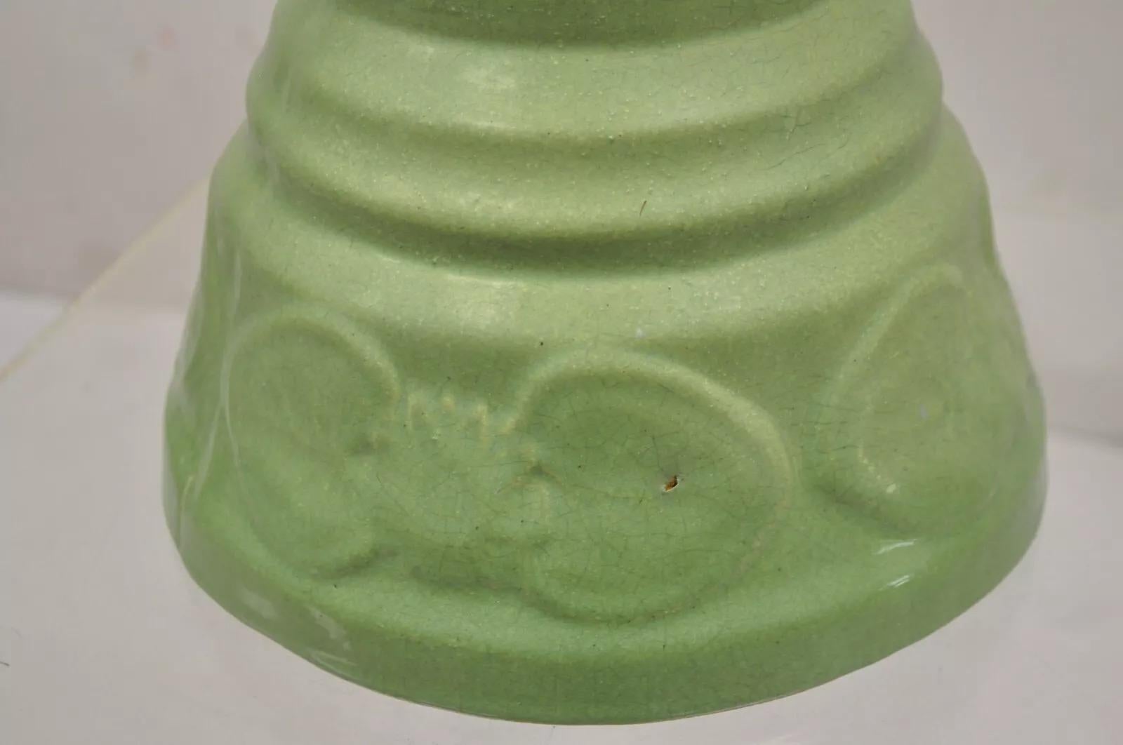 Céramique Ancienne colonne en céramique vitrifiée Greene & Greene Green Planter Pedestal Base en vente