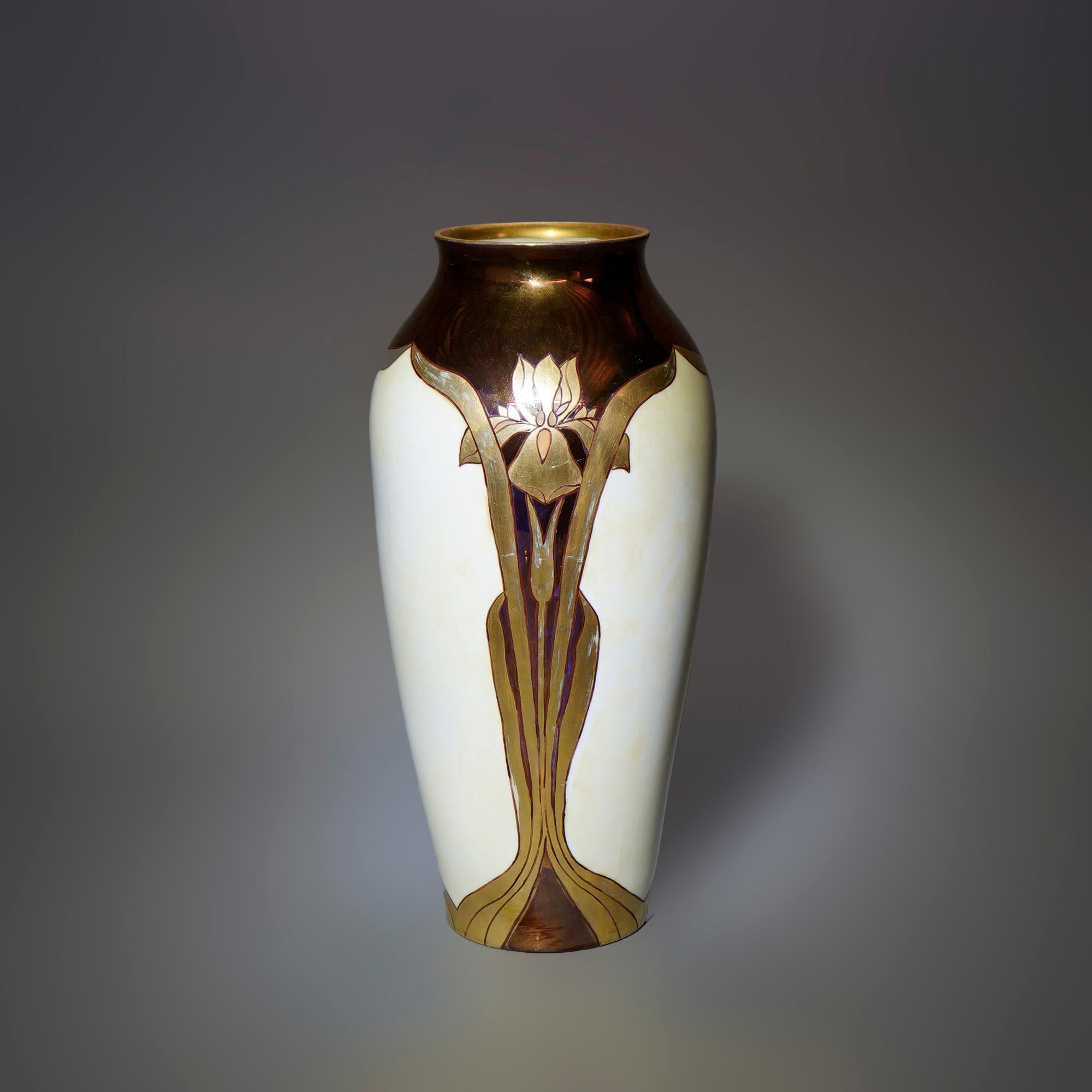 Antique Art Nouveau Hand Decorated & Gilt Limoges Porcelain Tall Vase, c1910 In Good Condition In Big Flats, NY