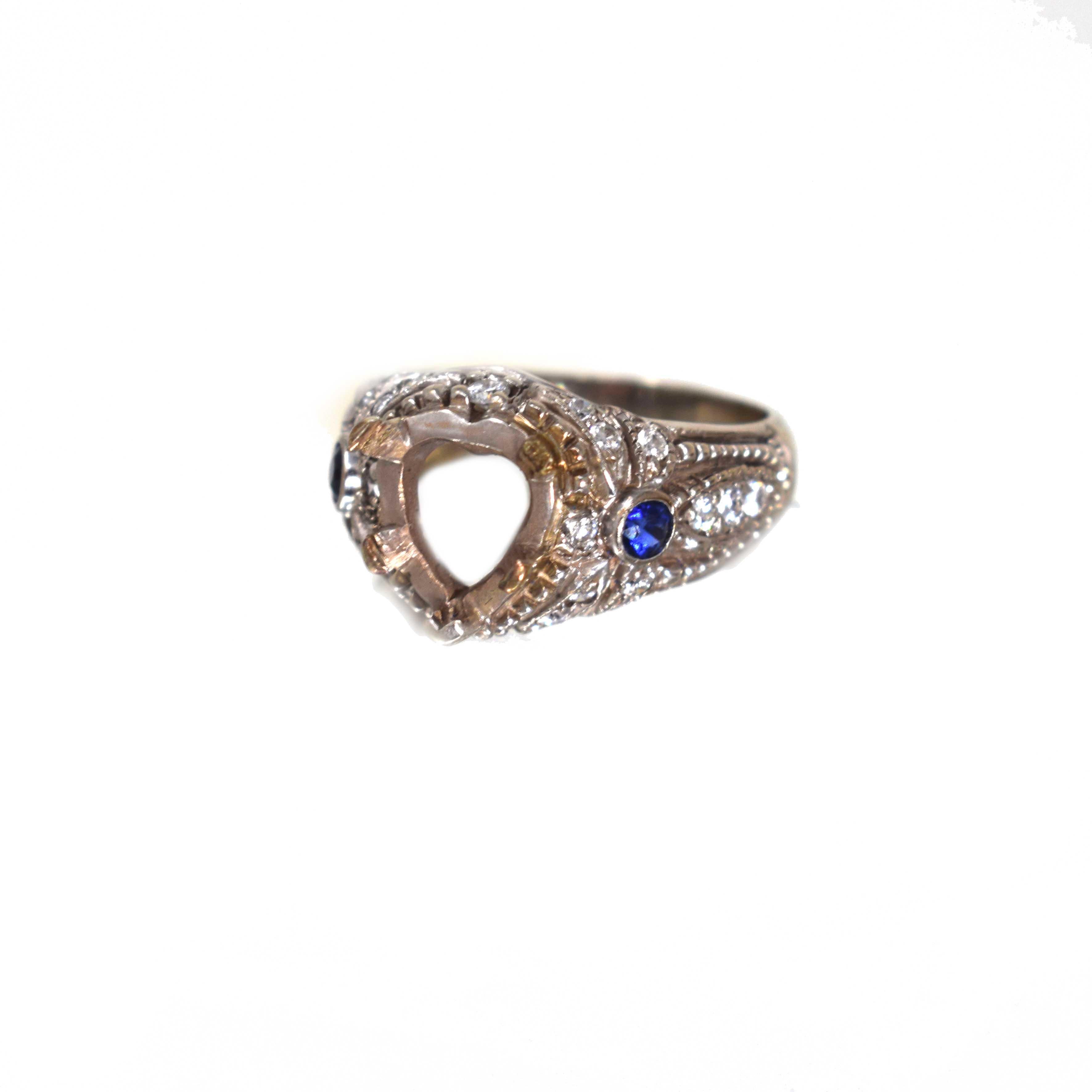 Antique Art Nouveau Heart-Shaped Diamond and Sapphire Ring Setting In Good Condition In Miami, FL