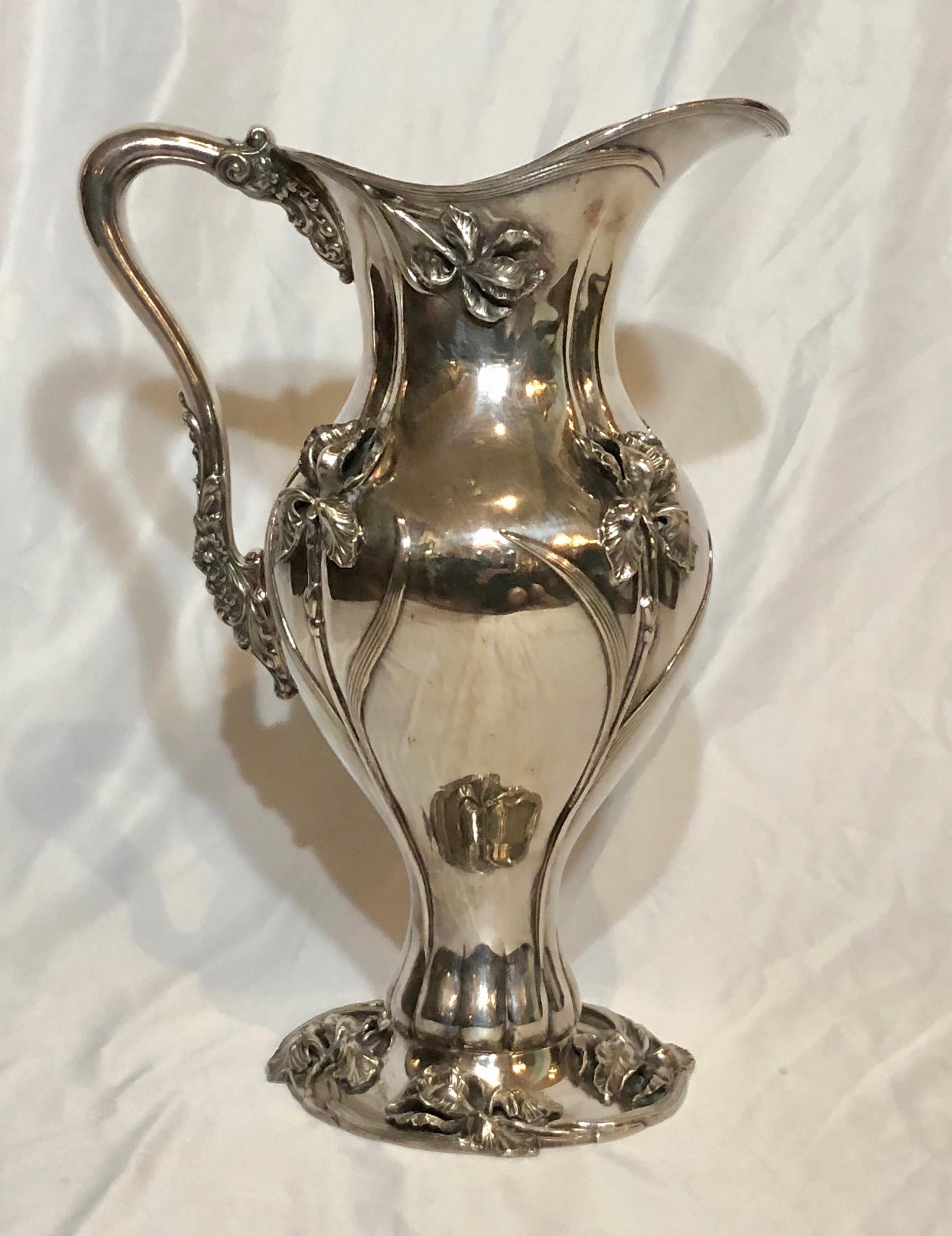 Antique Art Nouveau Iris Bowl and Pitcher In Excellent Condition In New Orleans, LA