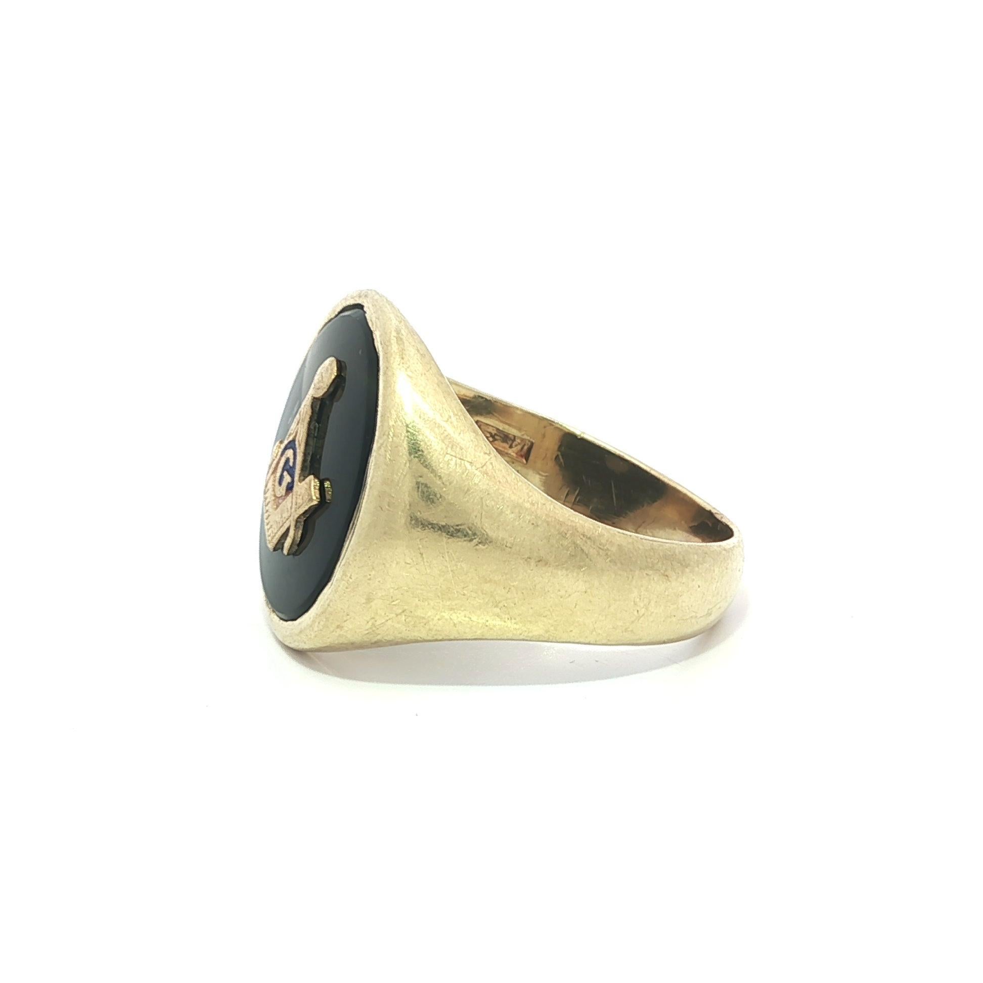 Taglio ovale Anello massonico Larter & Sons in oro giallo 14k con onice nero, antico Art Nouveau in vendita