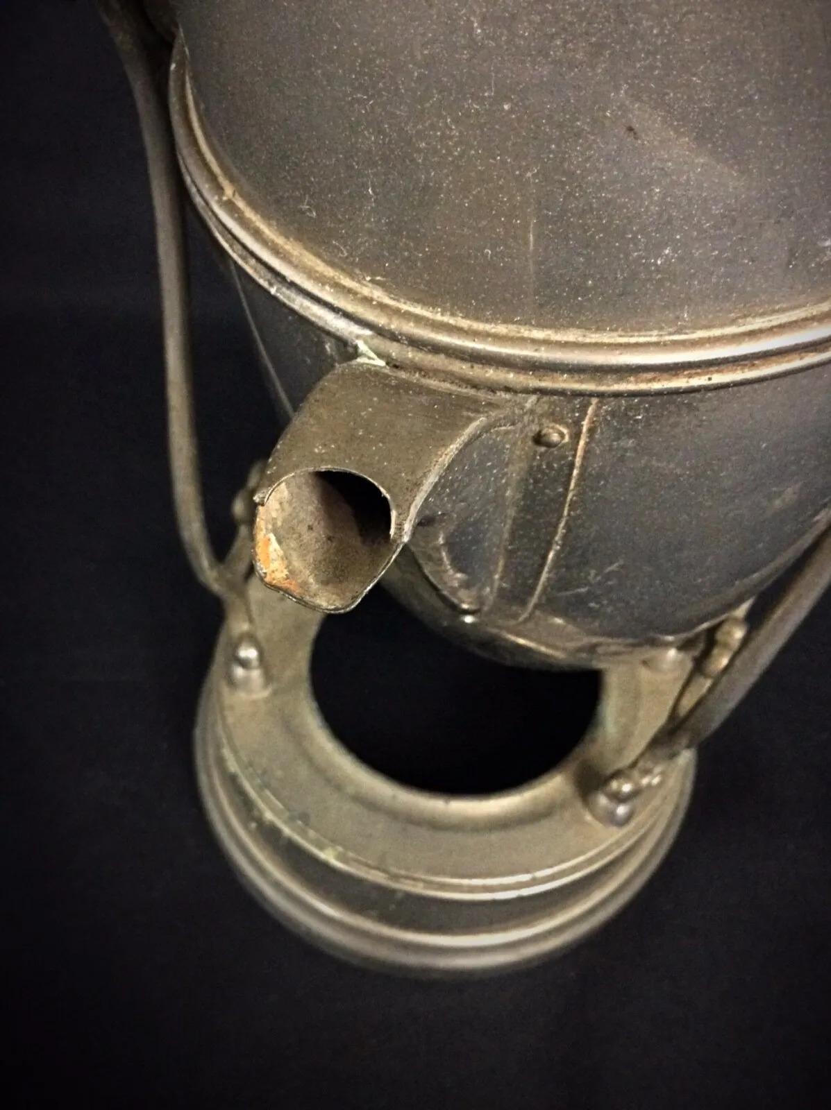 Antique Art Nouveau L.C Tilt Coffee Pot with Pierced Design - 2Y286 For Sale 1