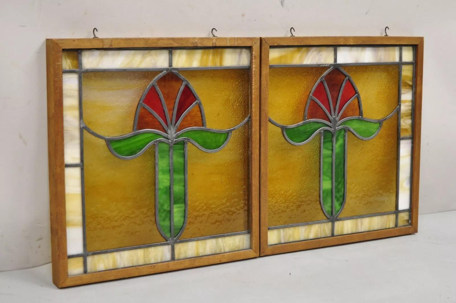 Antiguo Art Nouveau Vidrieras emplomadas Rojo Verde Flor pequeñas ventanas - un par 4