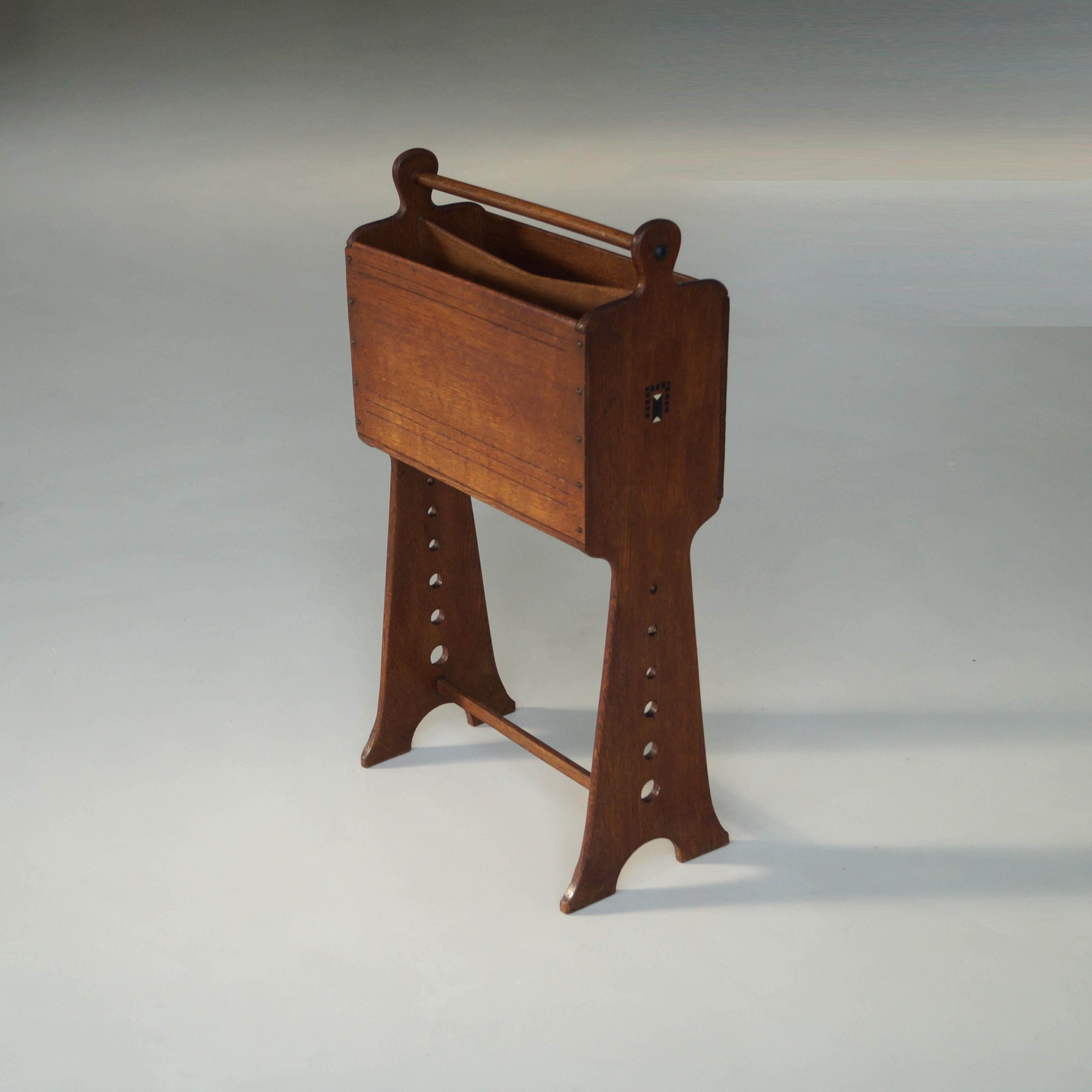 Very rare early 20th century magazine or paper stand by Jac. van den Bosch for 't Binnenhuis, ca. 1905. It's a very elegant as well as a functional piece, like van den Bosch intended with his furniture designs. The fact that it is still iin such a