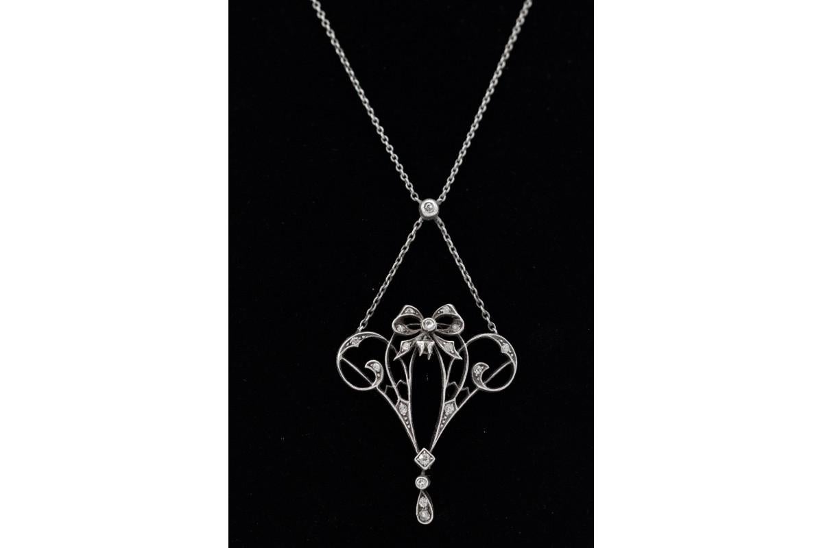 Women's or Men's Antique Art Nouveau necklace with old cut diamonds For Sale