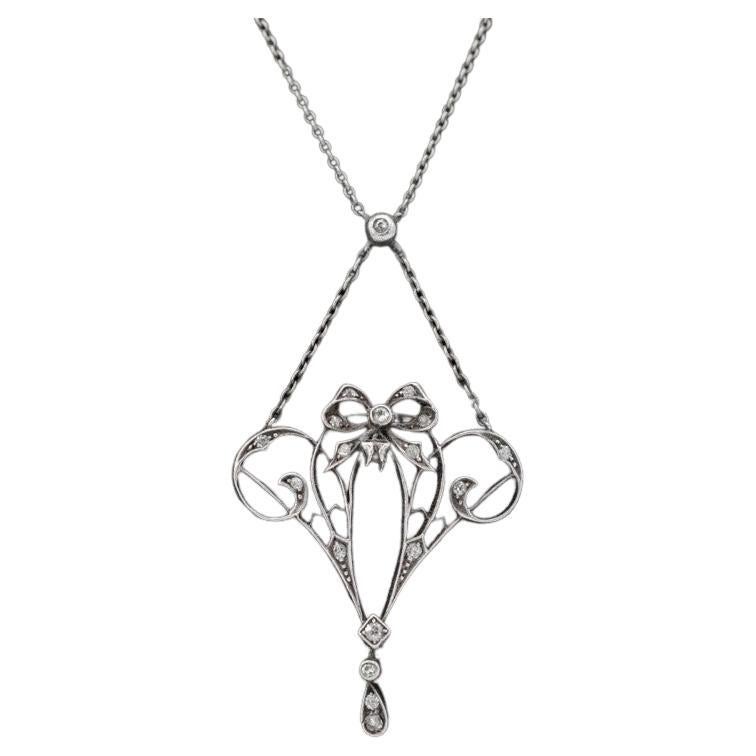 Antique Art Nouveau necklace with old cut diamonds For Sale