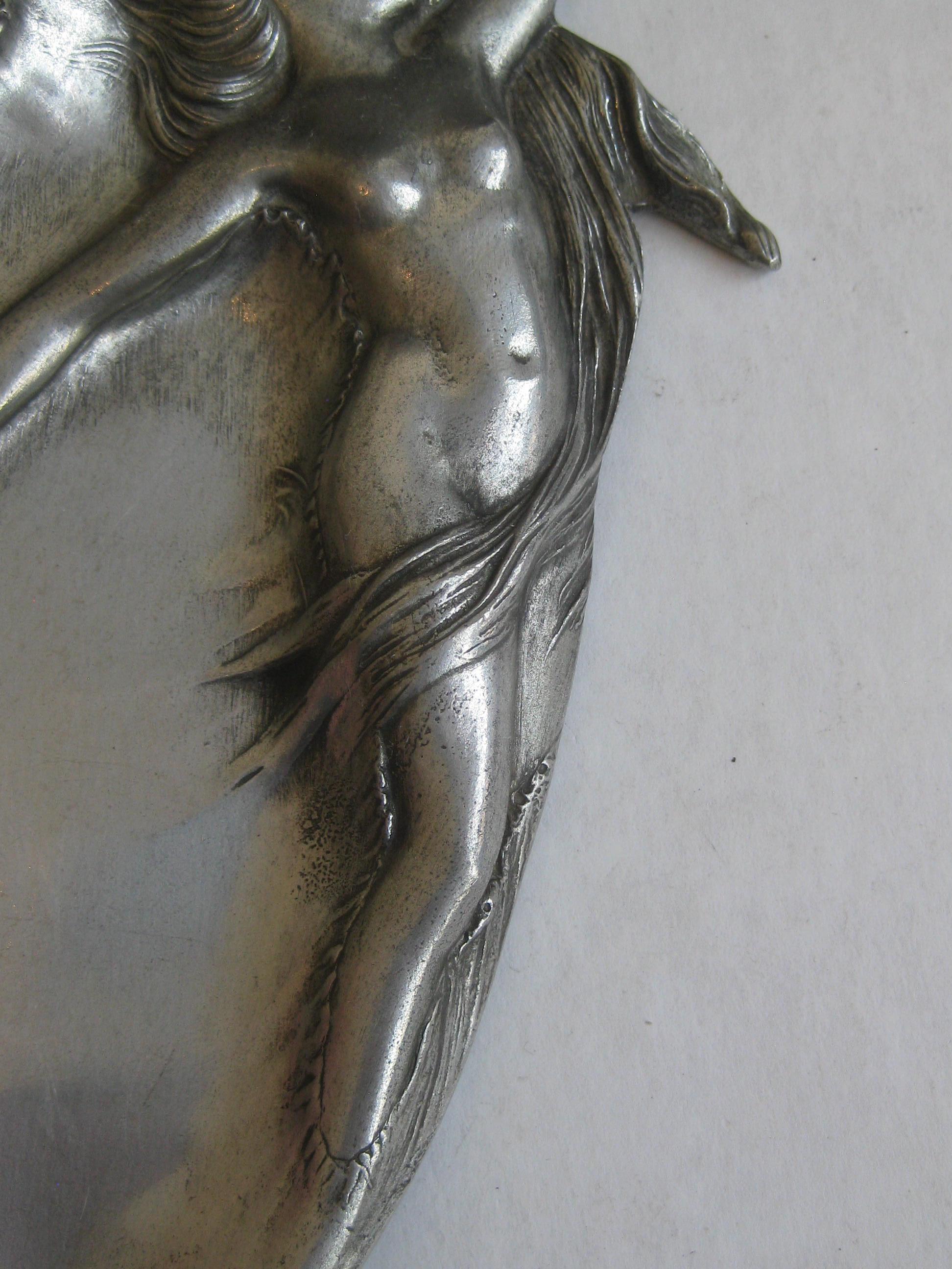 Antique Art Nouveau Nude Lady Woman Figural E.P.U. Relief Design Pewter Tray In Excellent Condition In San Diego, CA