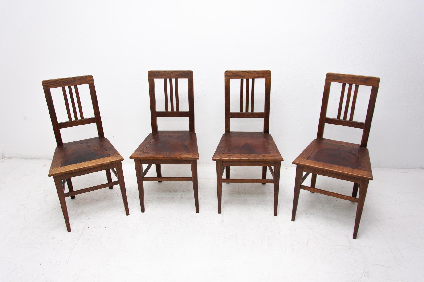 Austrian Antique Art Nouveau Oak Dinning Chairs Set of 4