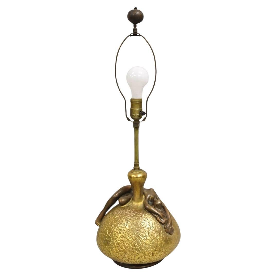 Lampada da tavolo in ceramica con figure femminili nude di Oliver Kooken in stile Art Nouveau