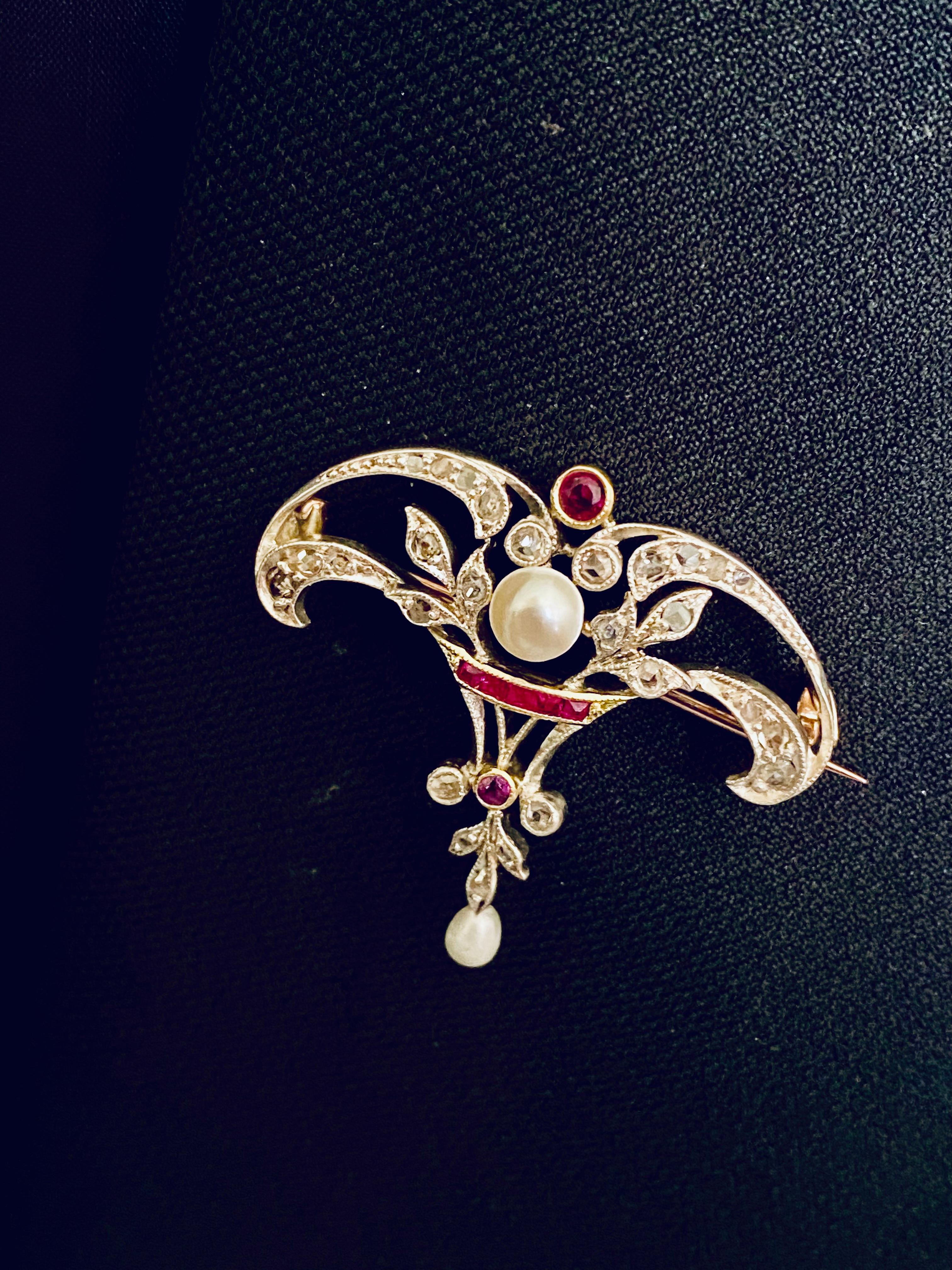 Round Cut Antique Art Nouveau Open Scroll Floral Diamond Ruby Pearl 18 Karat Gold Brooch For Sale