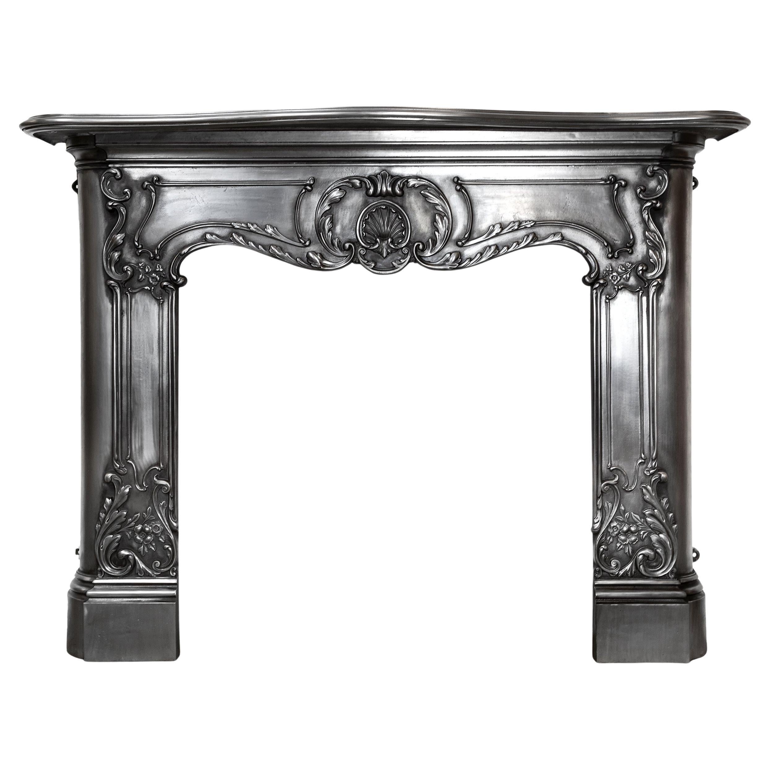 Antike Jugendstil verziert poliert Gusseisen Kamin Surround
