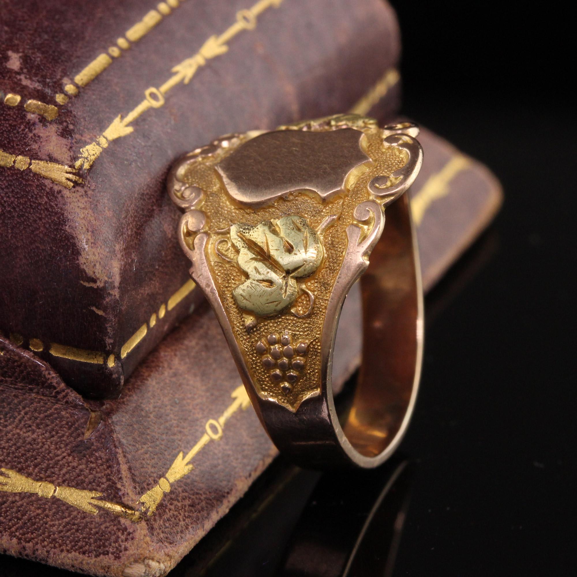 Antique Art Nouveau Otsby Barton 10k Yellow Gold Two Tone Signet Ring In Good Condition For Sale In Great Neck, NY