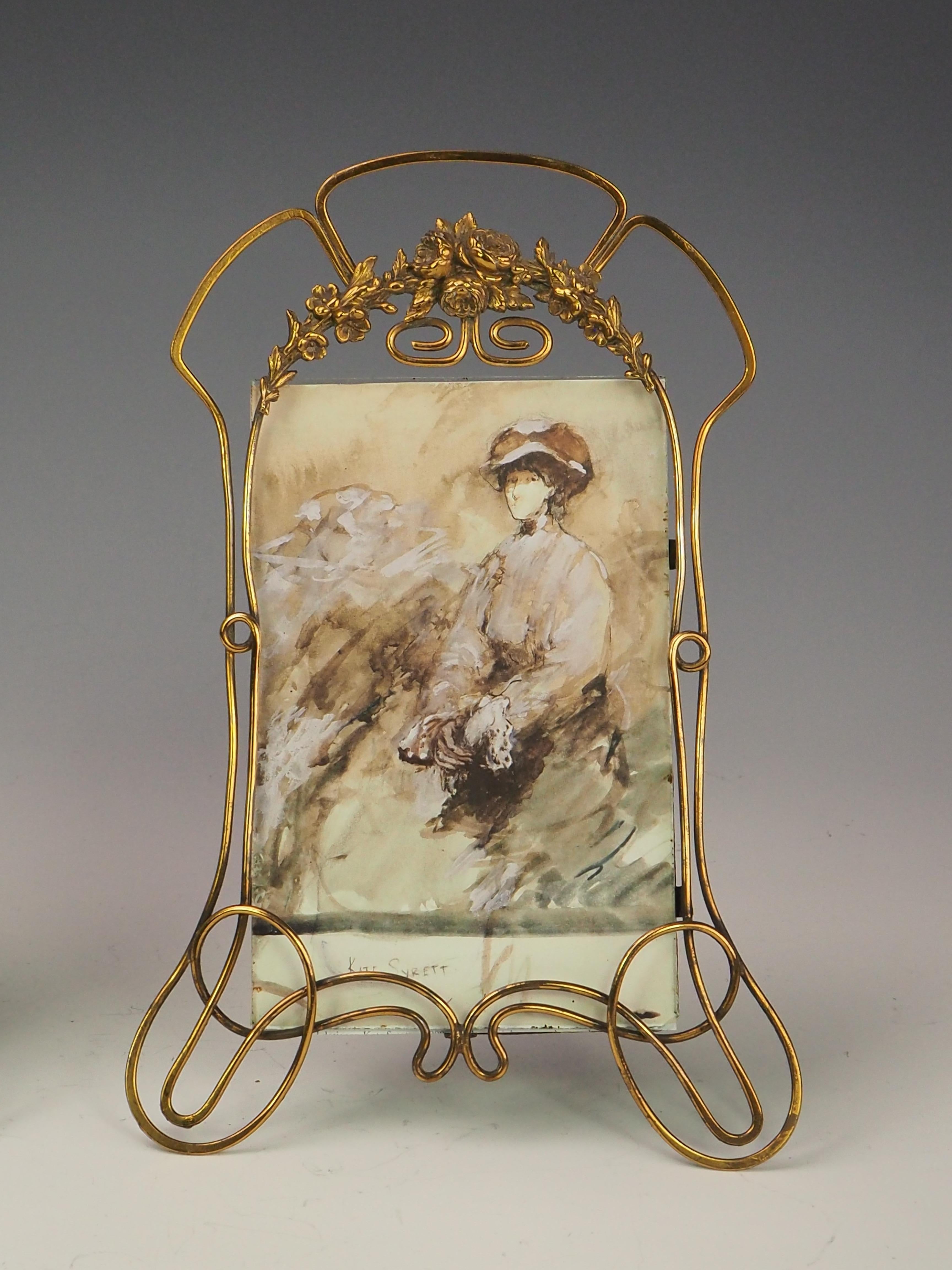 Antique Art Nouveau Pair of Photo Frames – Elegant Décor & History For Sale 5