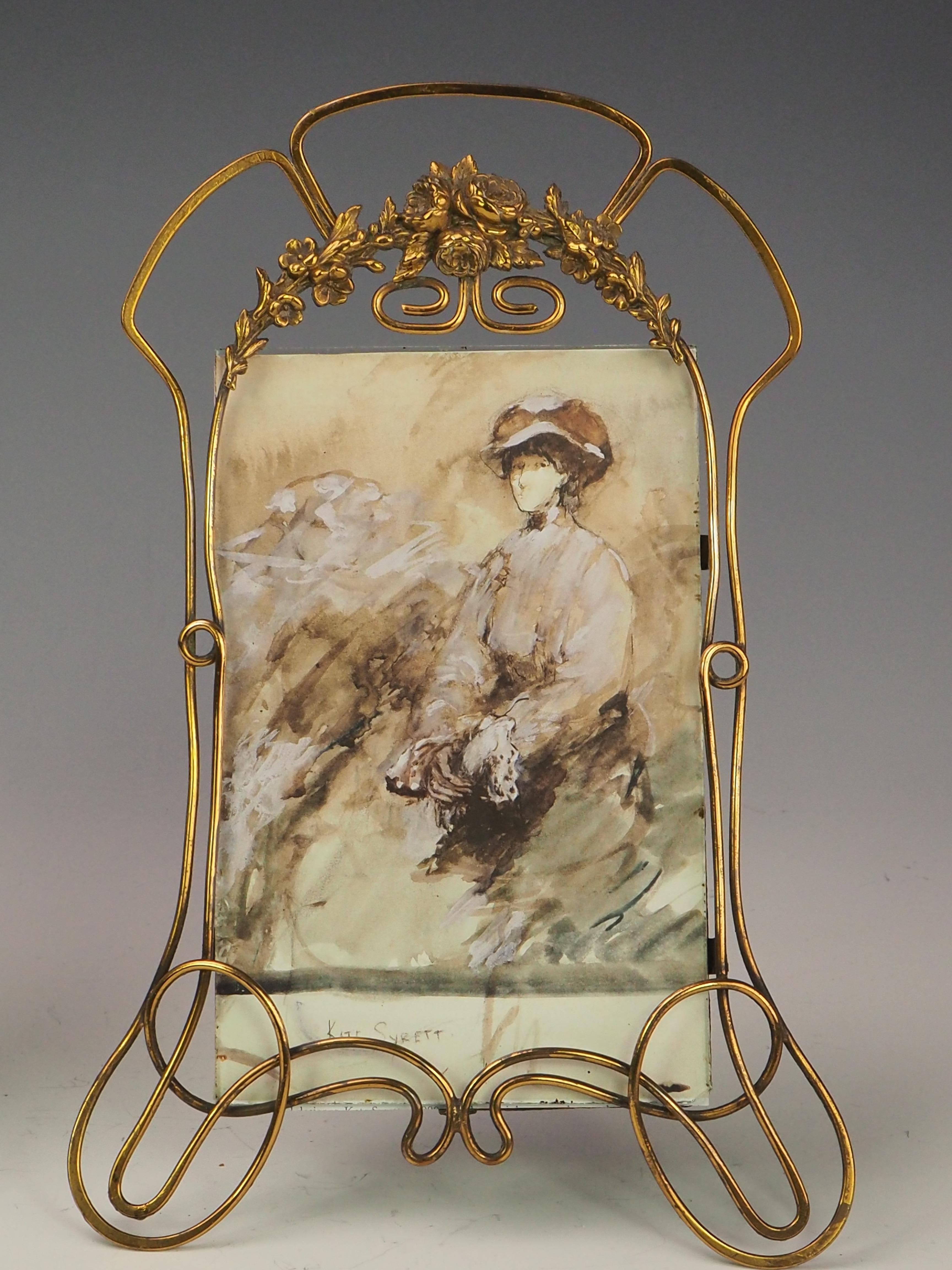 Antique Art Nouveau Pair of Photo Frames – Elegant Décor & History For Sale 6