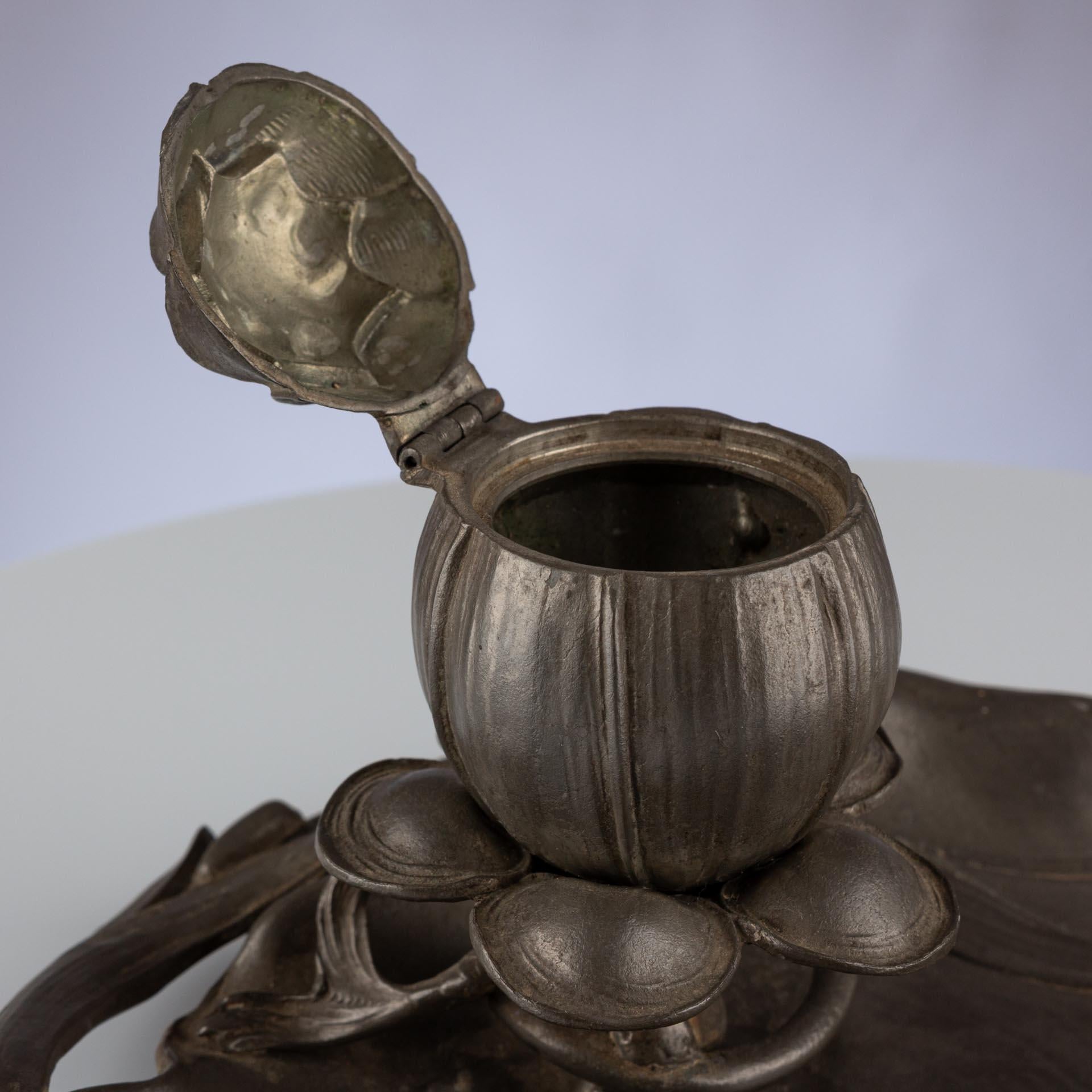 Antique Art Nouveau Pewter Inkwell, France, circa 1900 For Sale 11