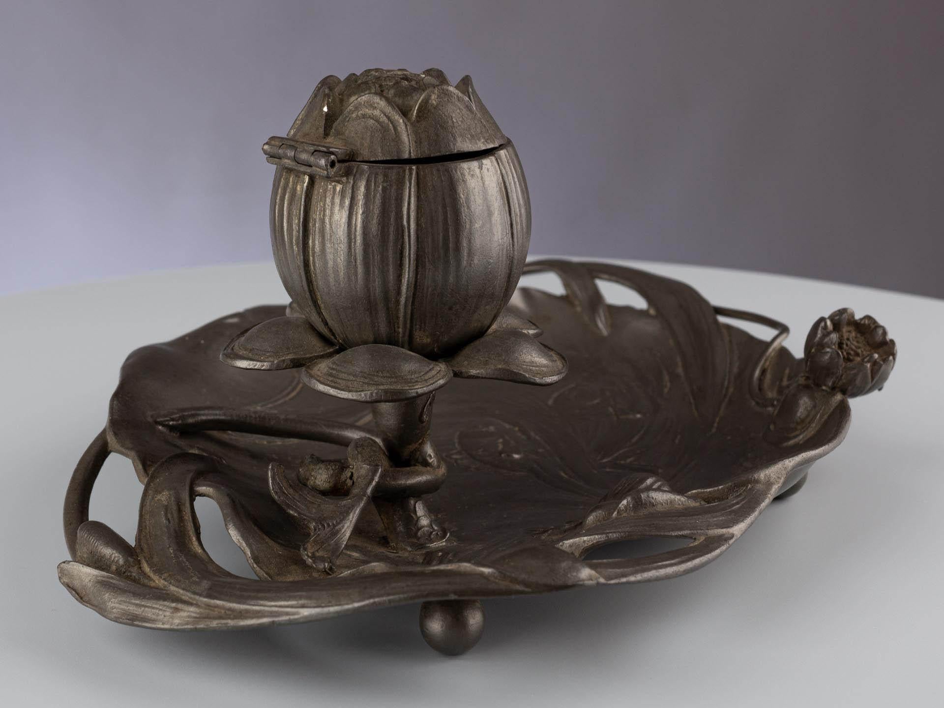 Antique Art Nouveau Pewter Inkwell, France, circa 1900 For Sale 13