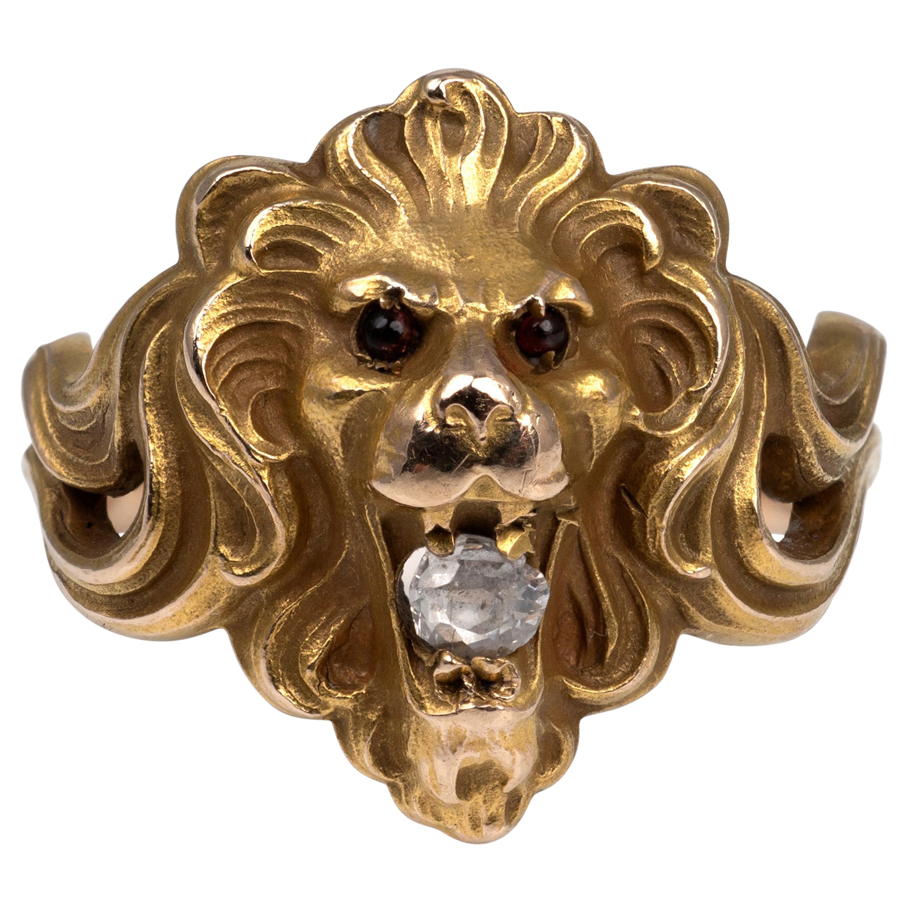 Antique Art Nouveau Rose Cut Diamond Garnets Roaring Lion Ring