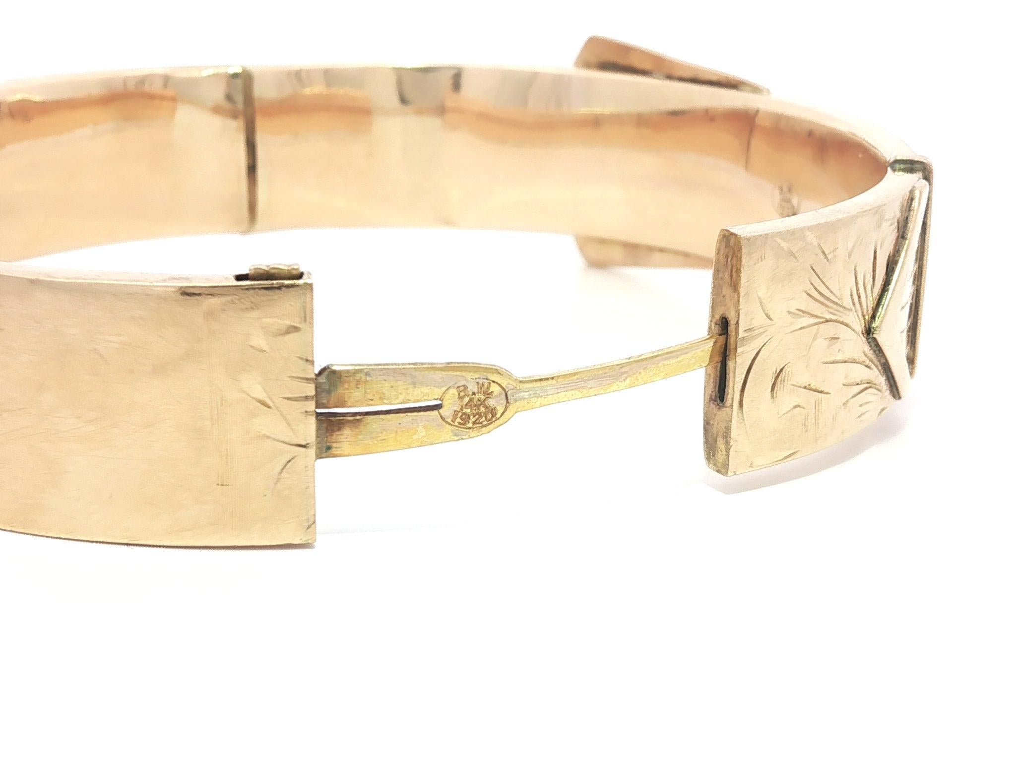 Antique Art Nouveau Rosy Gold Hand Etched Belt Buckle Open Bangle Bracelet en vente 1