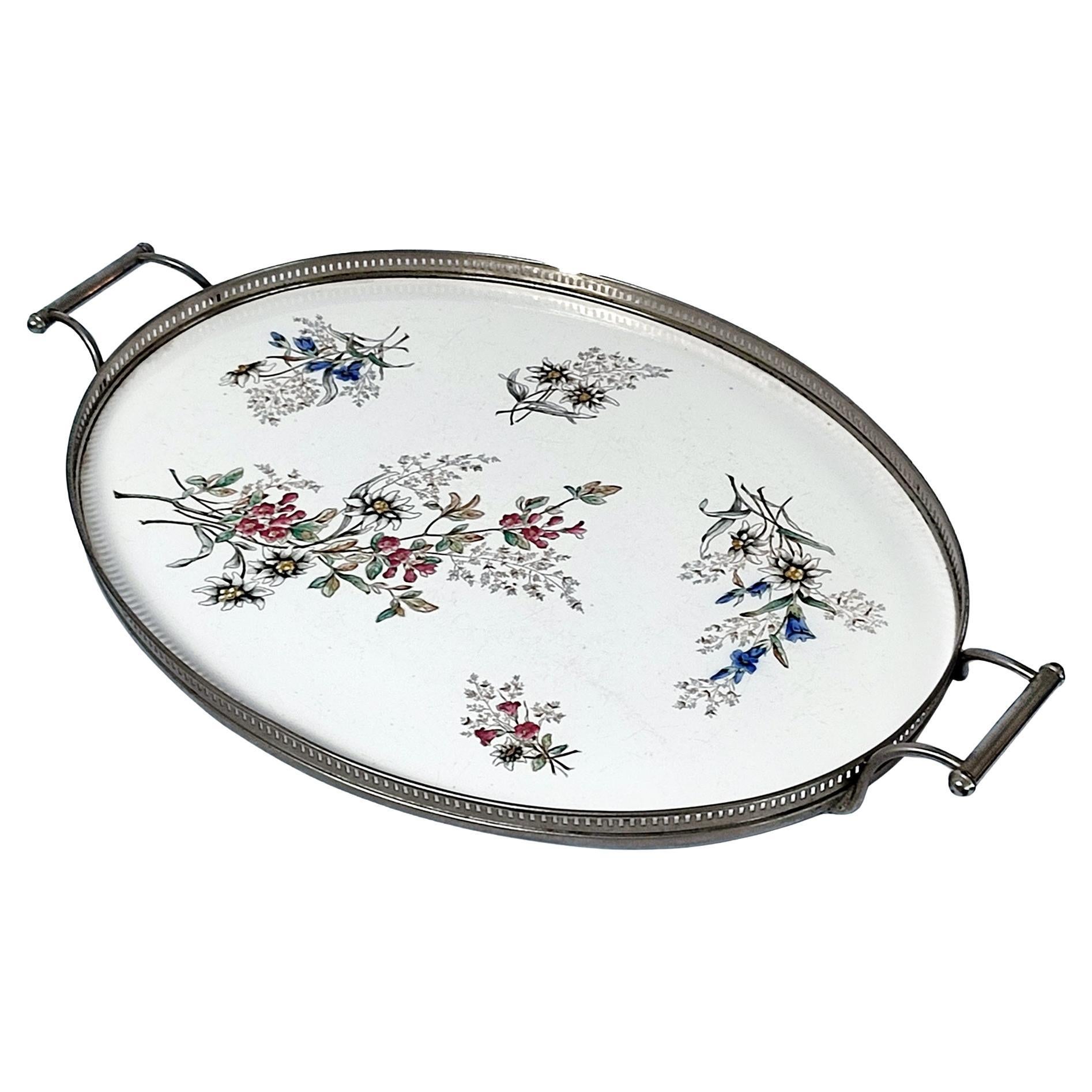 Plateau en faïence Sarreguemines Art Nouveau ancien avec cadre en métal, décor Edelweiss