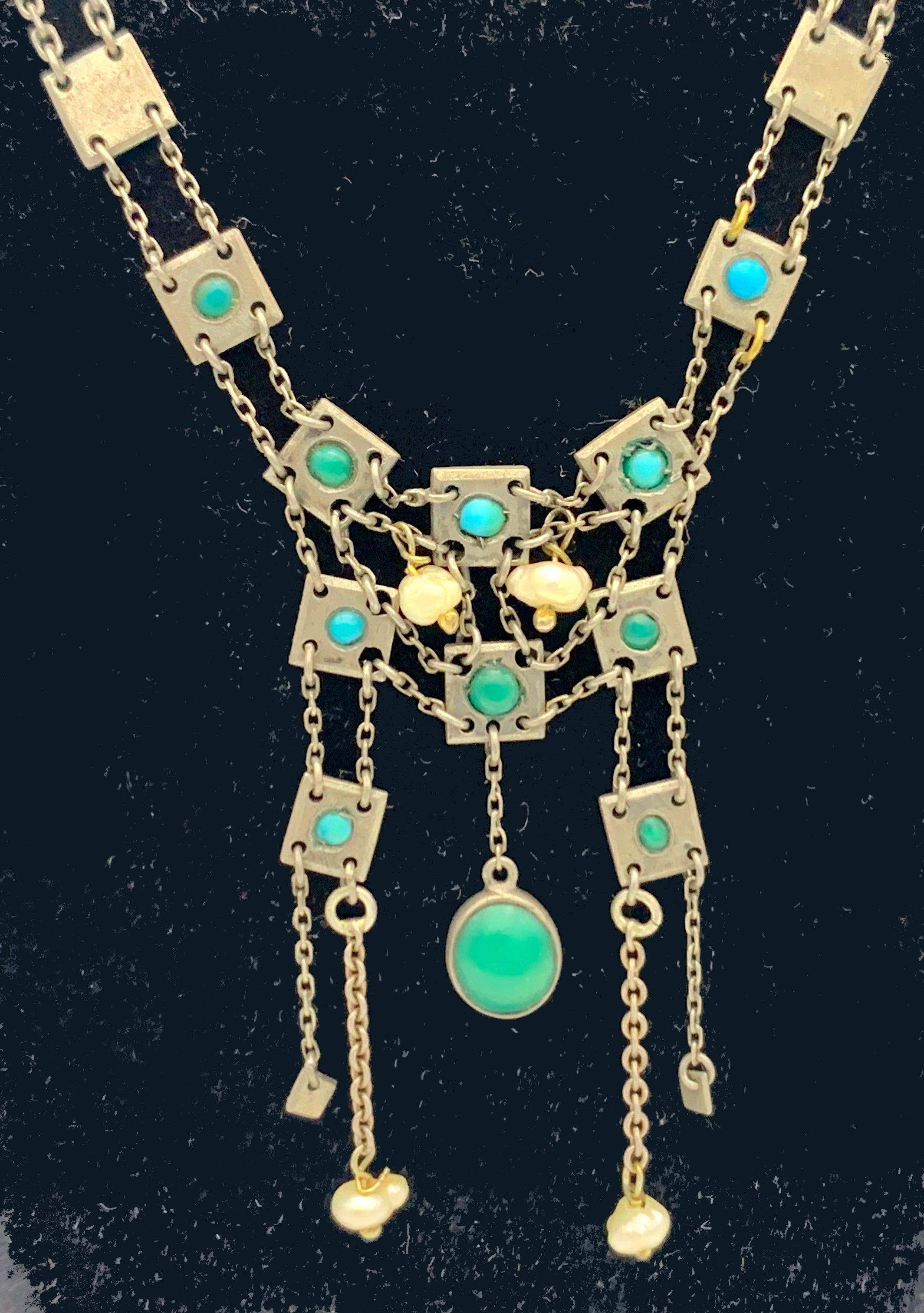 Collana antica Art Nouveau Secessionista con cabochon di turchese River Pearl in metallo In condizioni buone in vendita a Munich, Bavaria