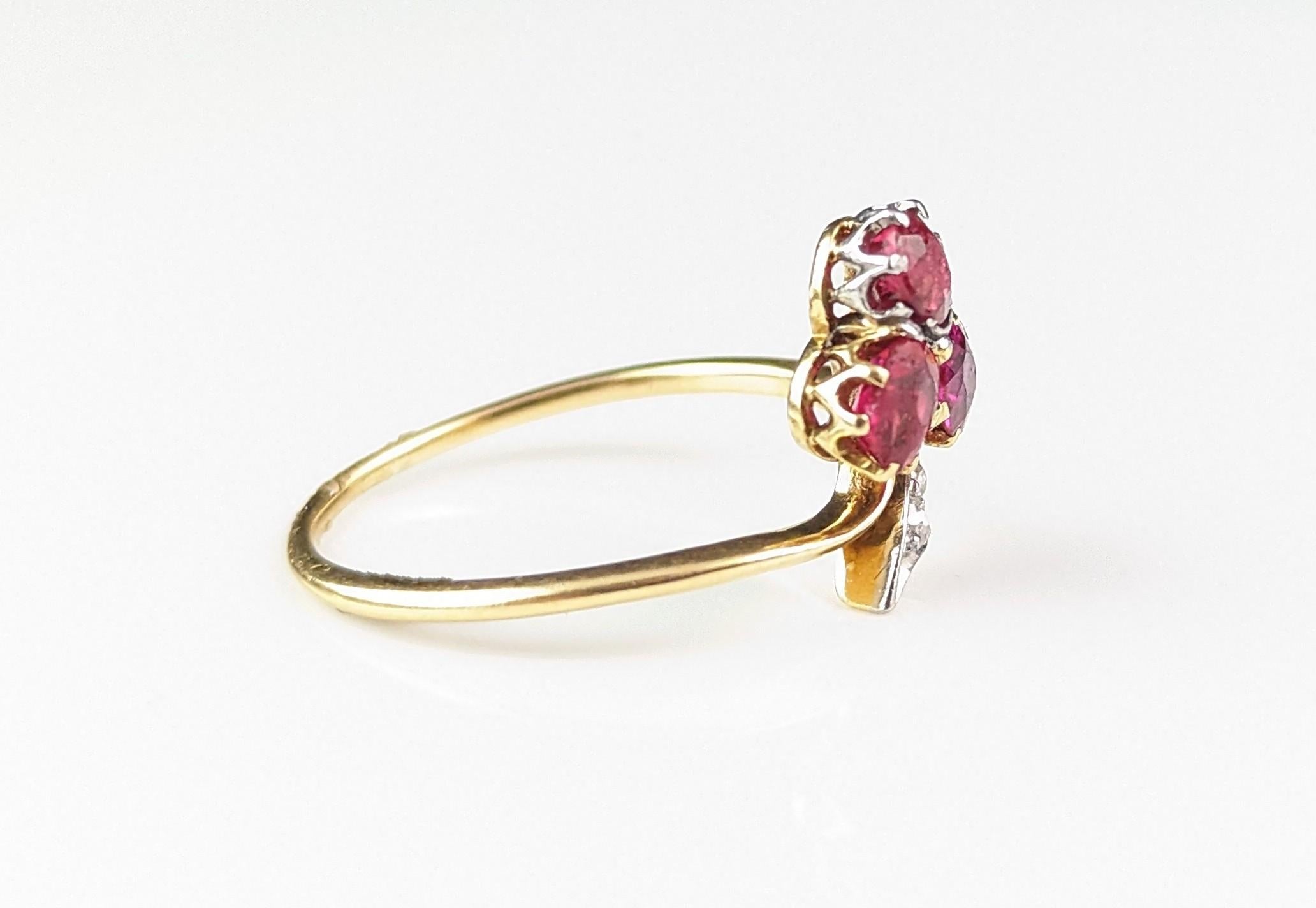 Antique Art Nouveau shamrock ring, Ruby, Diamond and Garnet doublet, 18k gold  7