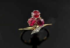 Antique Art Nouveau shamrock ring, Ruby, Diamond and Garnet doublet, 18k gold