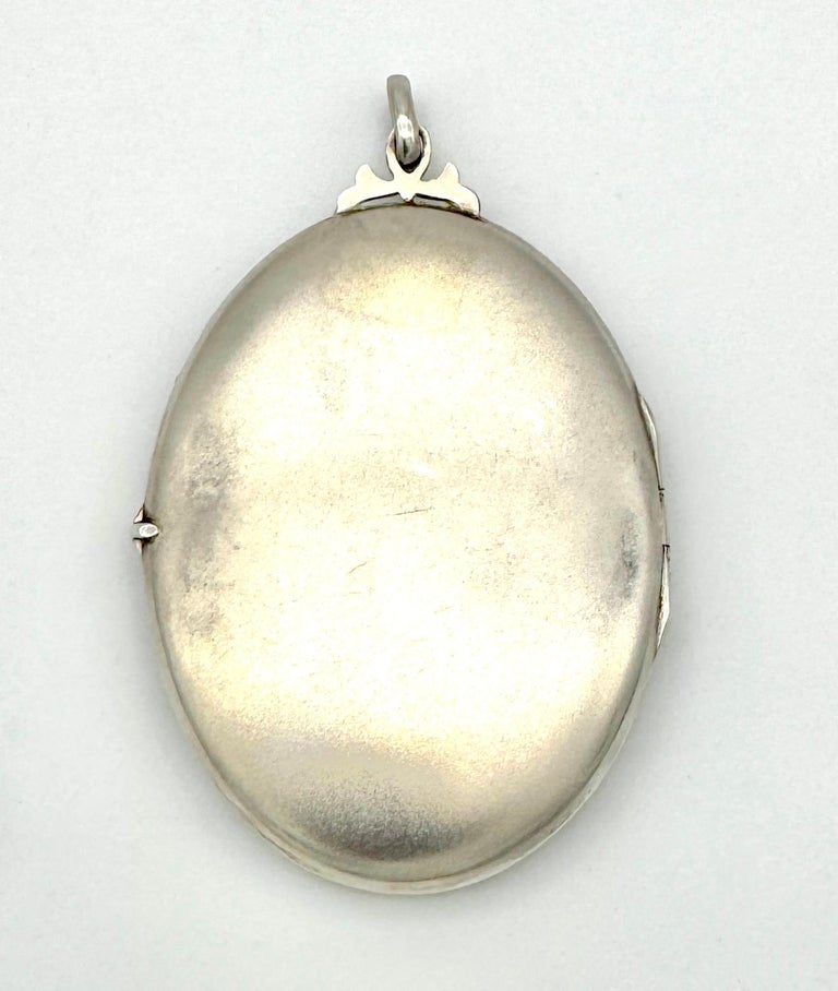 Médaillon Ancien Argent - Style Art Nouveau - Occasion