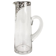 Antigua jarra de cóctel o limonada Art Nouveau de cristal plateado superpuesto