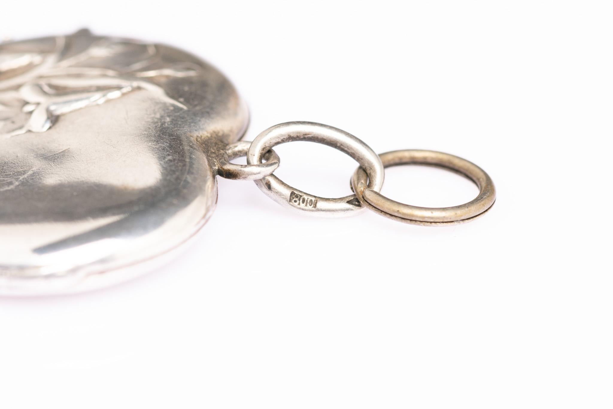 Antique Art Nouveau Silver Snowdrop Locket 4