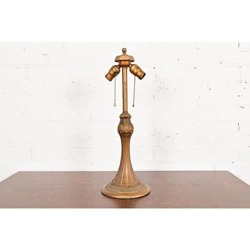 Antigua lámpara de mesa Art Nouveau de vidrio de escoria a la manera de Handel, circa 1910 en venta 8
