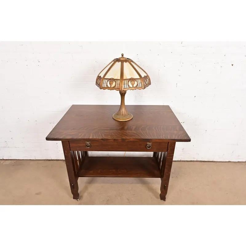 Antigua lámpara de mesa Art Nouveau de vidrio de escoria a la manera de Handel, circa 1910 en venta 10