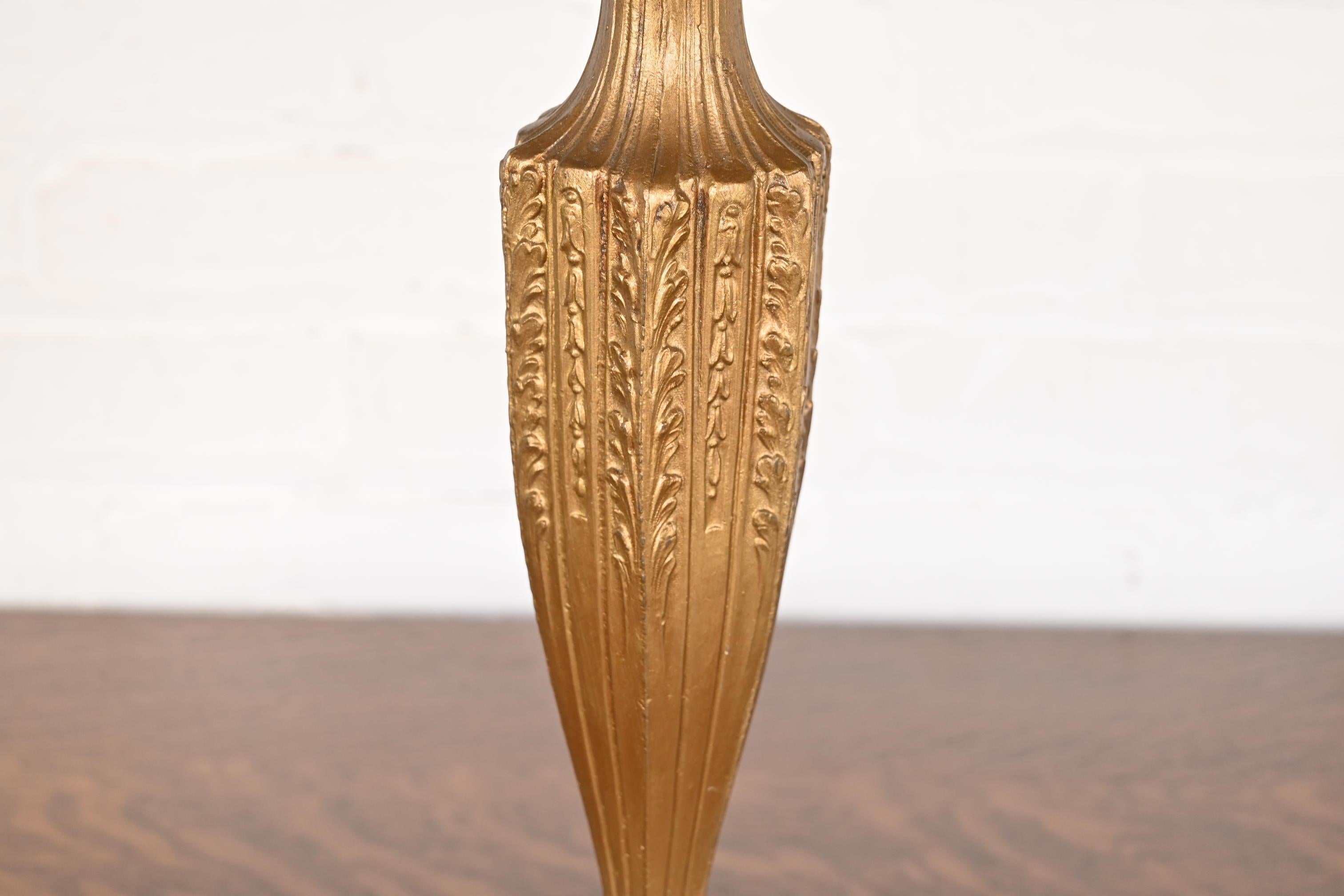 Antigua lámpara de mesa Art Nouveau de vidrio de escoria a la manera de Handel, circa 1910 en venta 1