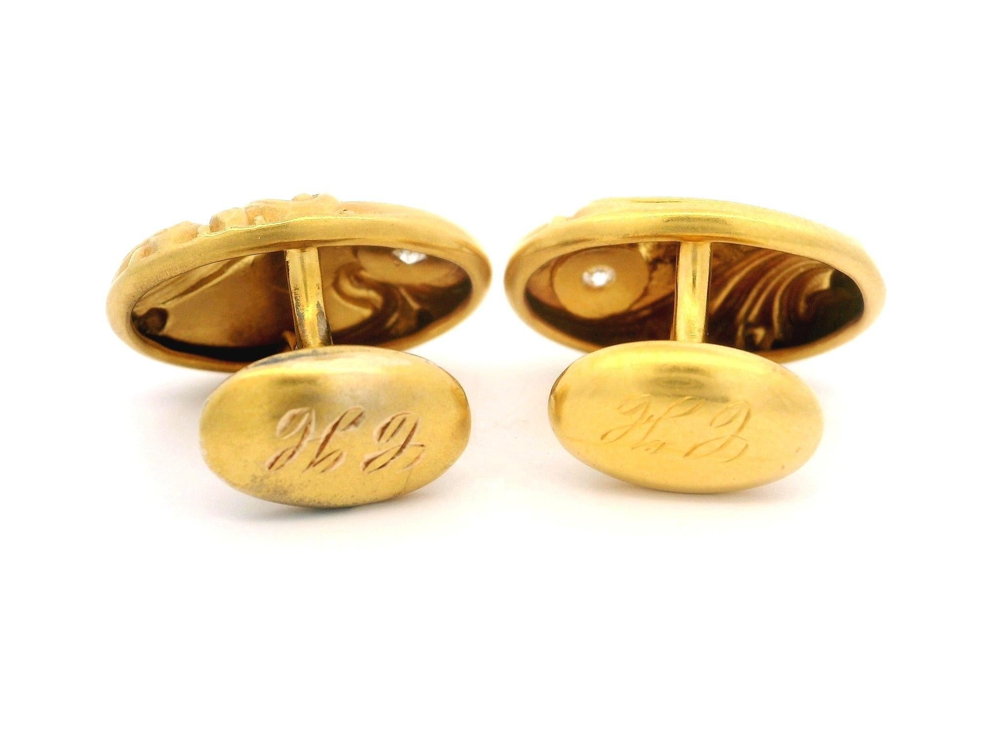 Boutons de manchette art nouveau en or massif et diamants de forme ovale repoussée en vente 4