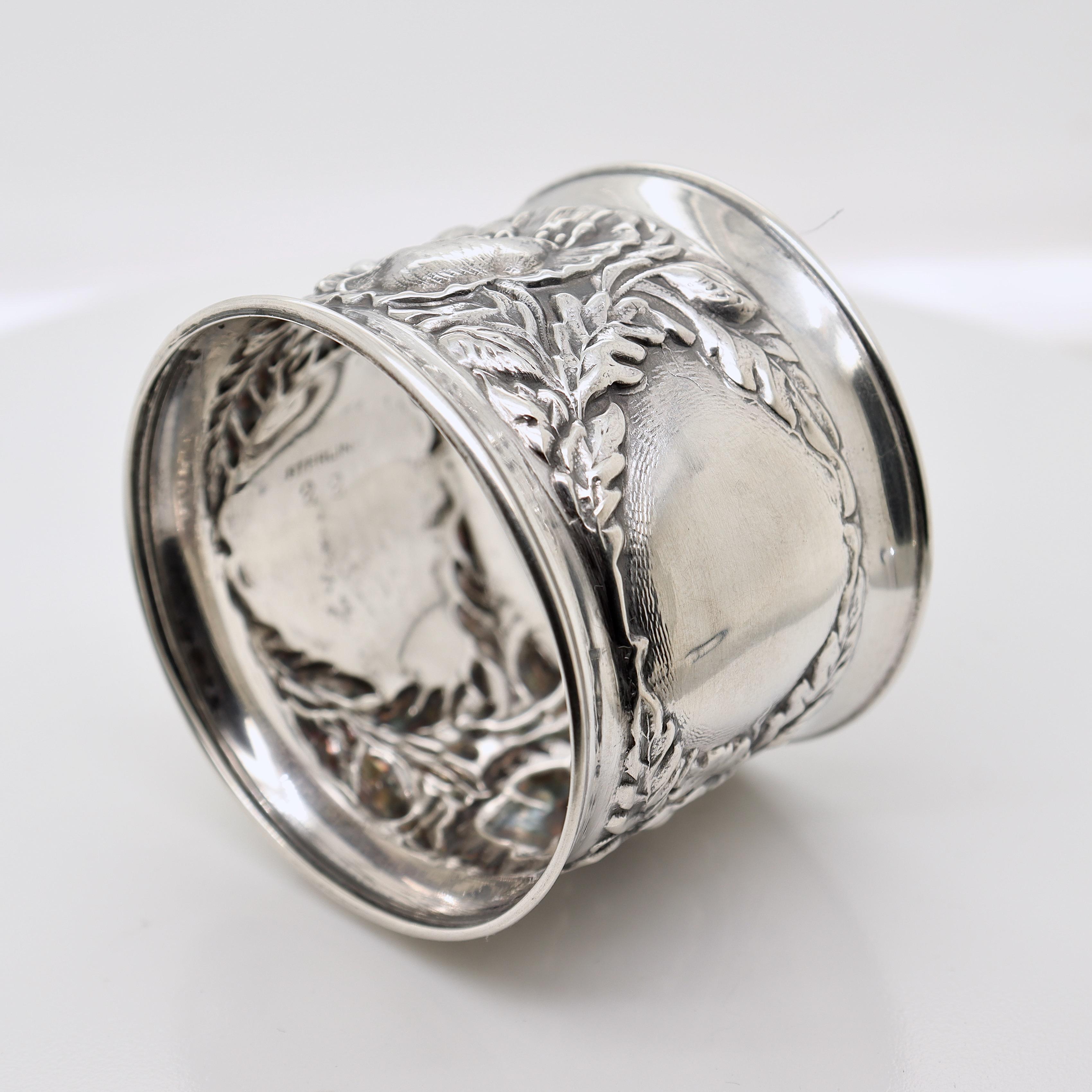 Antiker Jugendstil-Serviergeschirr-Ring aus Sterlingsilber mit Mohnblumen im Angebot 4