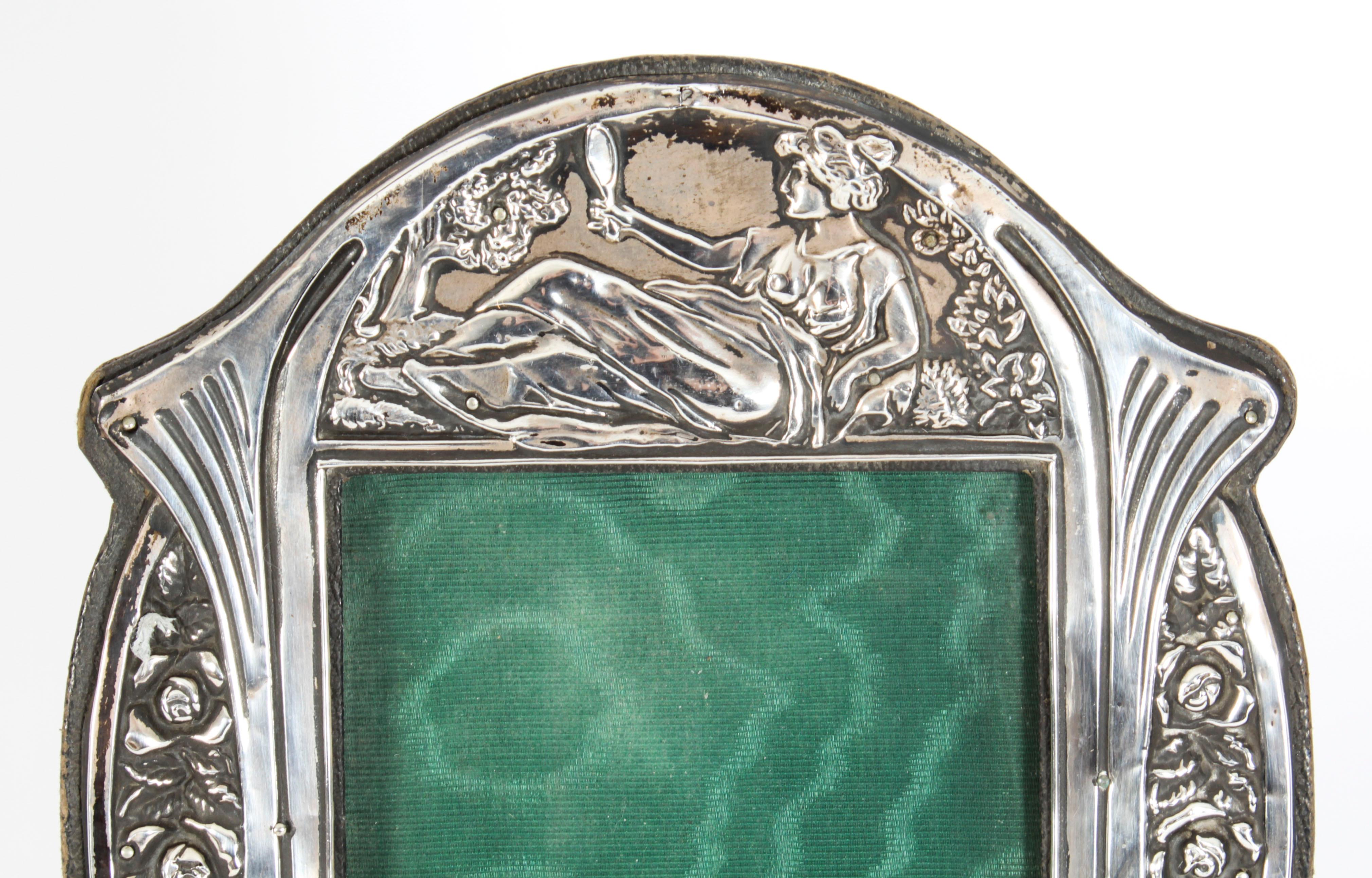 Antique Art Nouveau Sterling Silver Photo Frame Dated 1907 22x16cm In Good Condition In London, GB