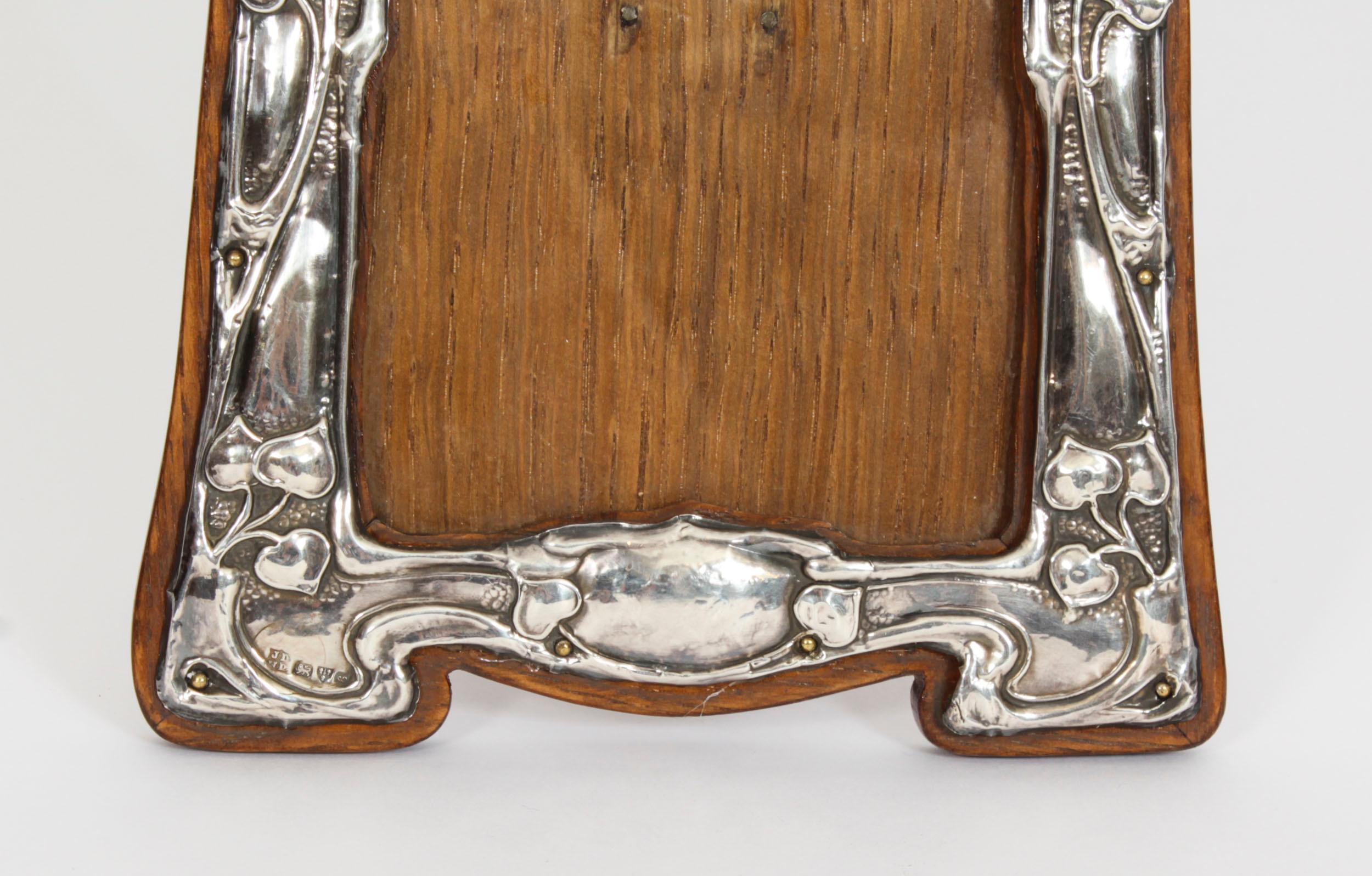 English Antique Art Nouveau Sterling Silver Photo Frame Dated 20th Century For Sale