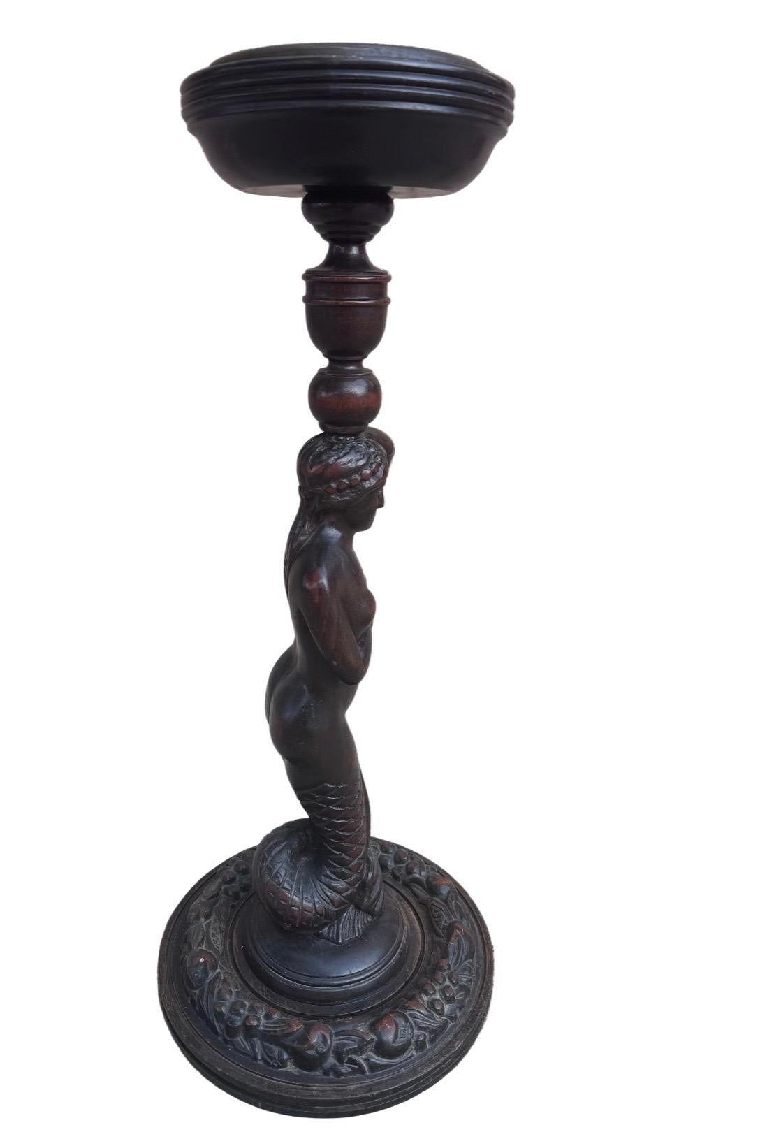 Américain Antique Art Nouveau Style Mahogany Mermaid Foor Ashtray Cartray Smoking Stand en vente