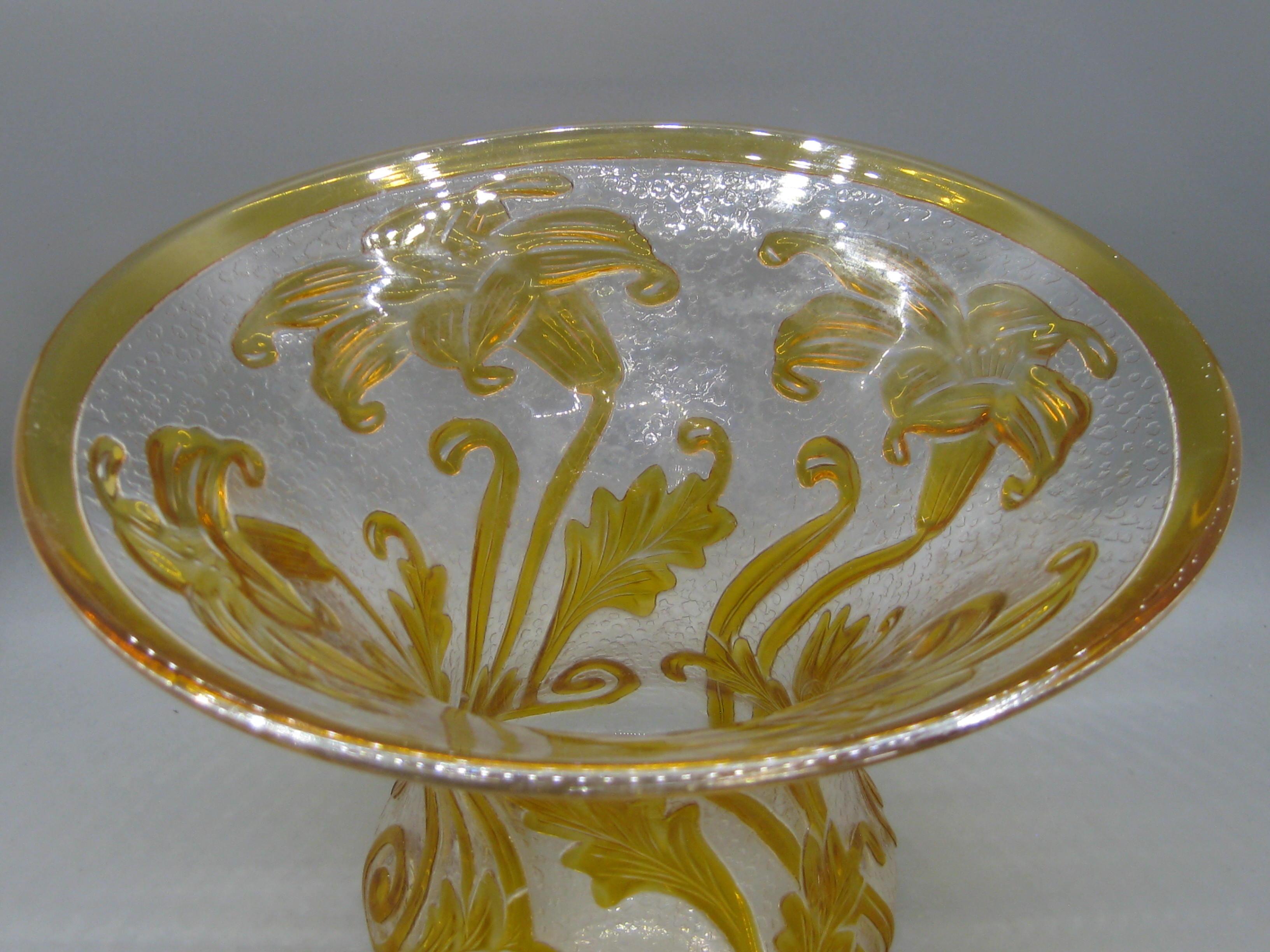 Antique Art Nouveau Thomas Webb Fleur Lily Flower Cameo Art Glass Vase Signed! For Sale 3