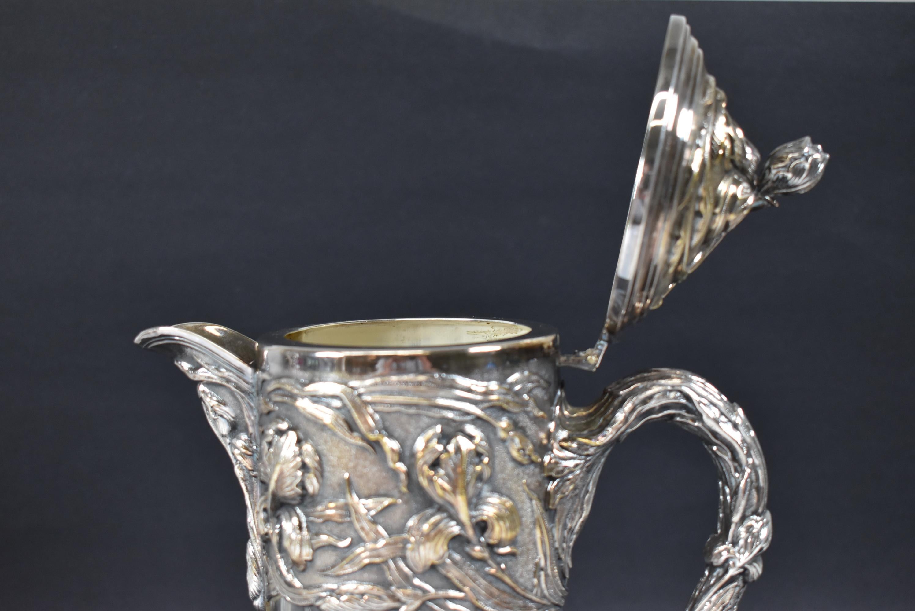 Carafe/Pitcher/Claret antique Art Nouveau Topazio en métal argenté et verre gravé Bon état - En vente à Toledo, OH