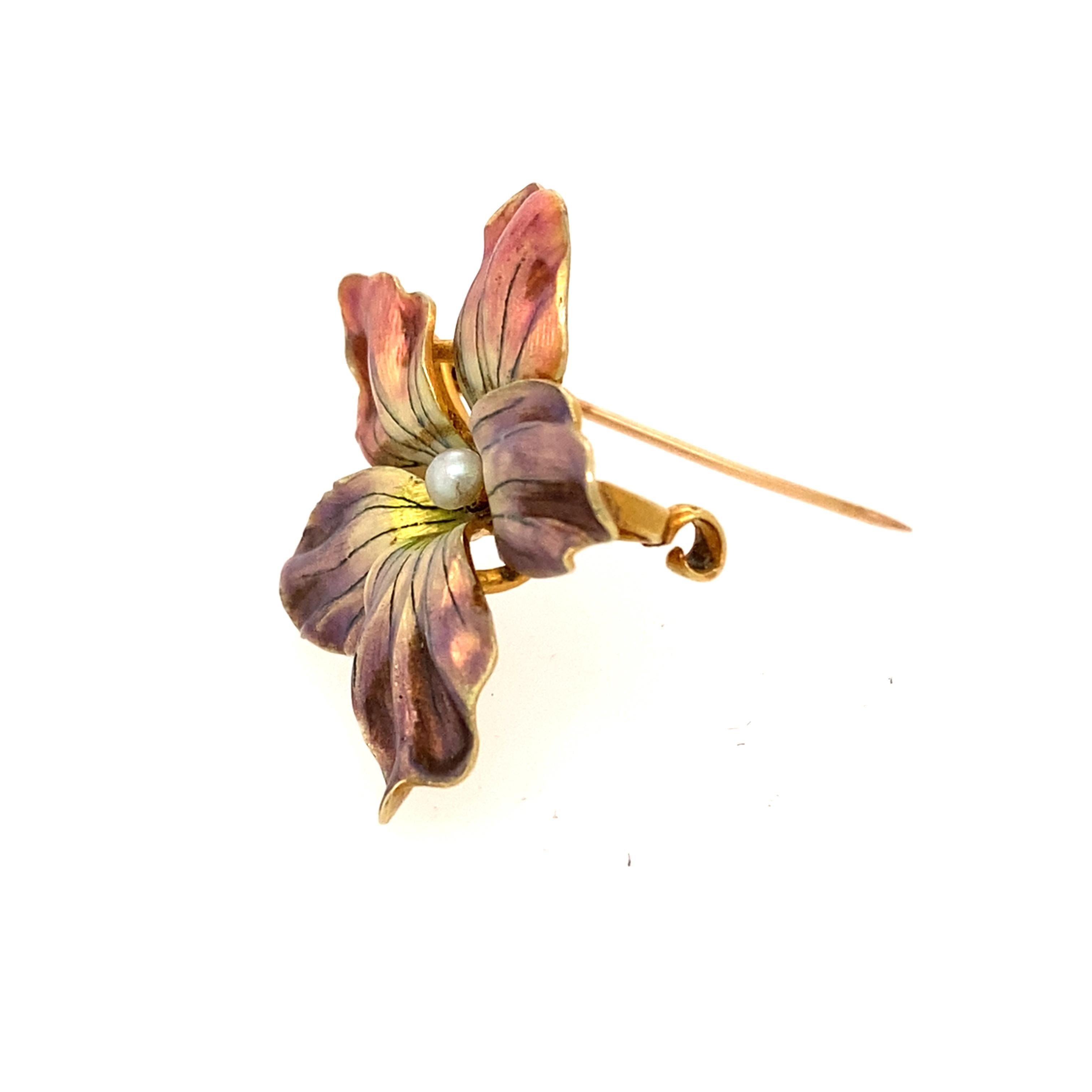 This absolutely delightful antique Art Nouveau flower by Whiteside & Blank will never fade.  It's stylized five-petal blossom is hand painted in pastel hued enamel that has a subtle iridescence over 14 karat yellow gold.  The impeccably hand molded