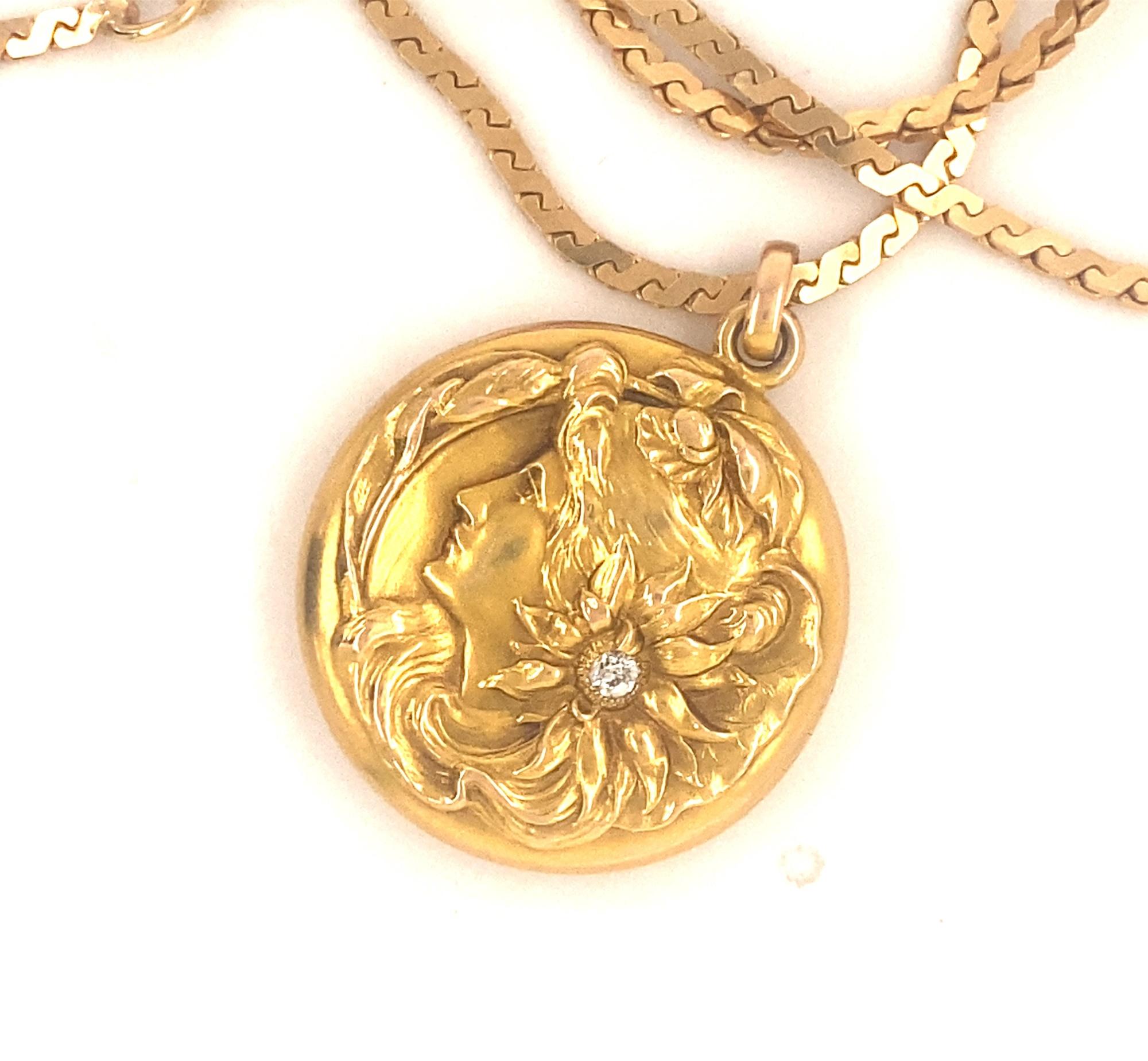 Antike antike Jugendstil-Medaillon-Halskette mit Porträt-Diamant 14K Gold im Angebot 2