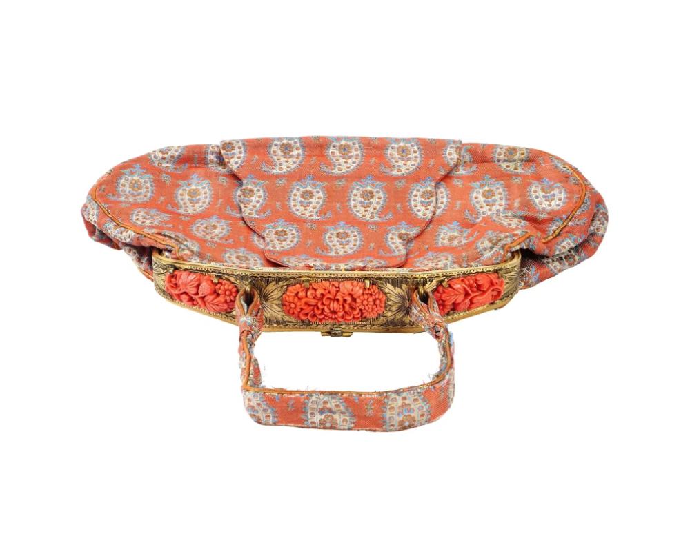 Antique Art Nouveau Woven Textile Handbag 19Th C In Good Condition For Sale In New York, NY