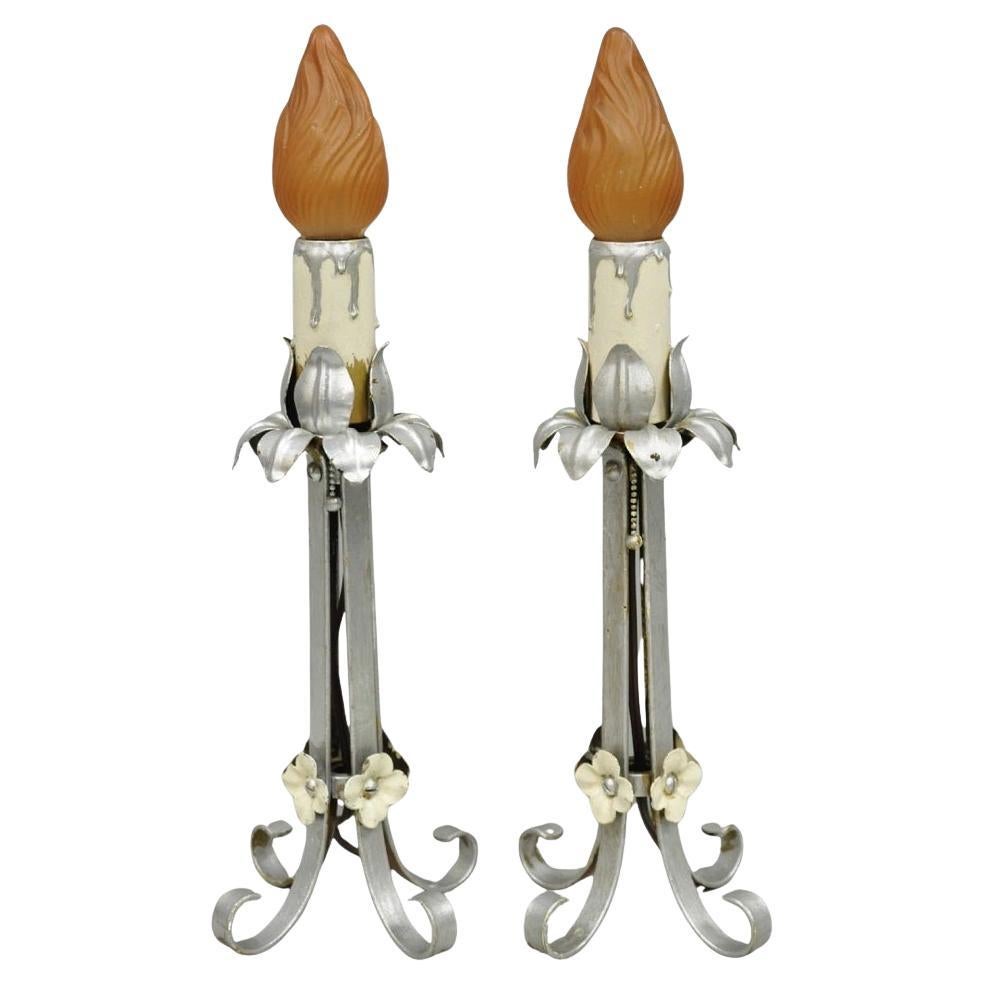Paire de lampes de table Petite Boudoir en fer forgé peint à l'argent, ancienne Art Nouveau en vente