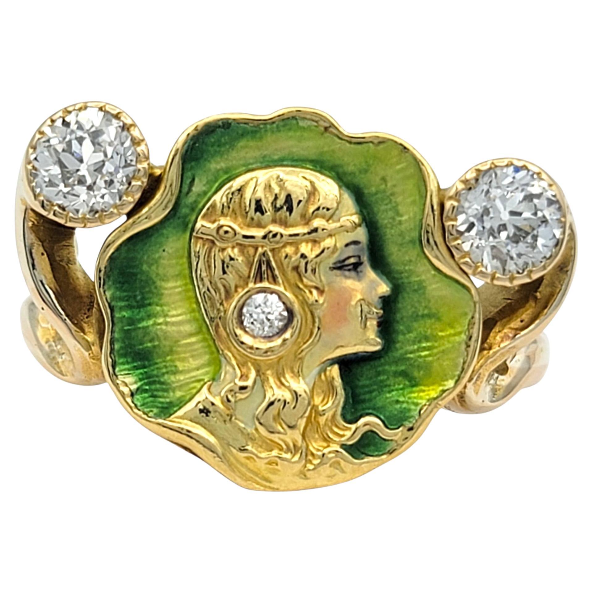 Antiguo Anillo Retrato Art Noveau Esmaltado con Diamantes en Oro Amarillo de 14 Kilates en venta