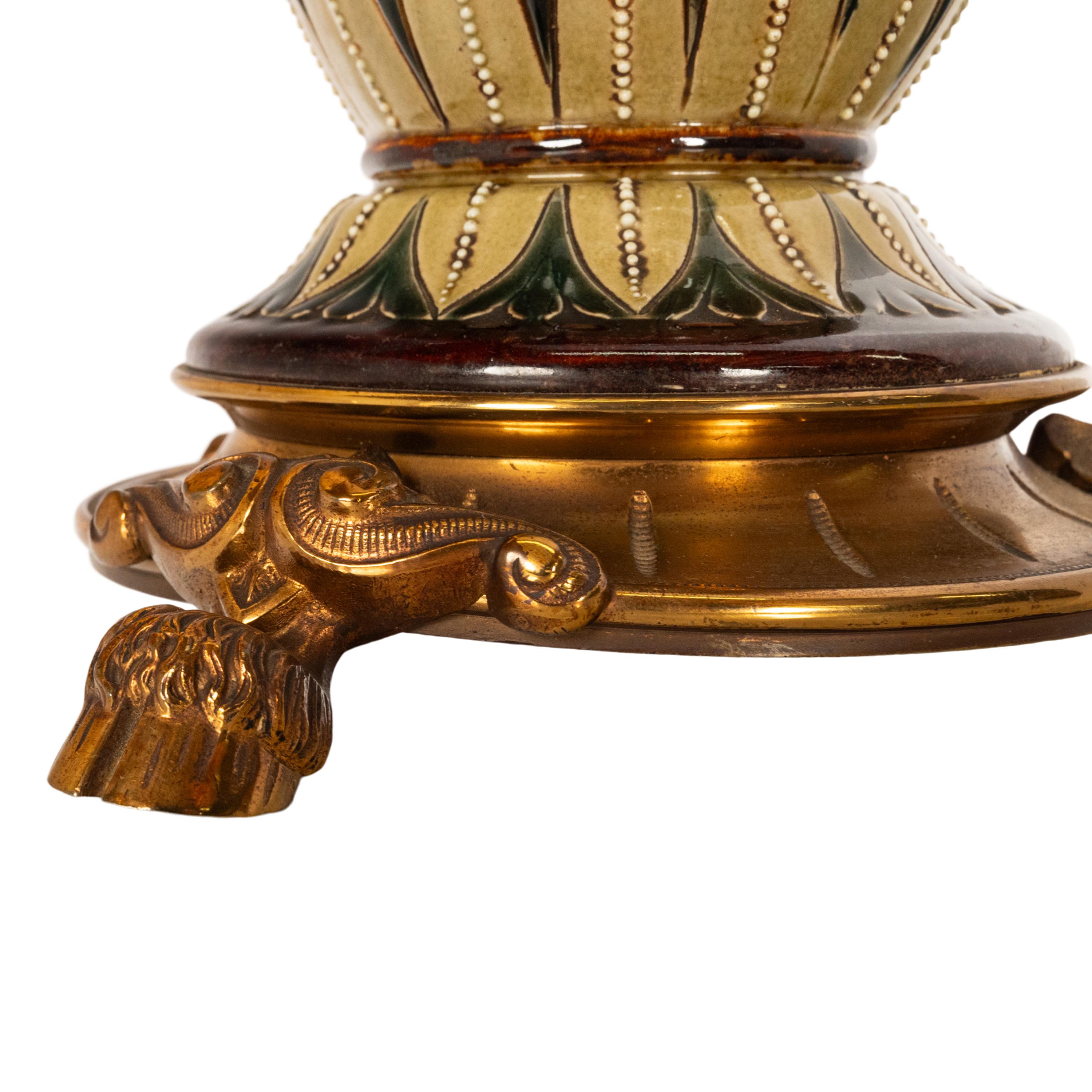 Antike Dalton Lambeth-Öllampe aus Kunstkeramik und Steingut, signiert Edith Lupton 1884 im Angebot 8