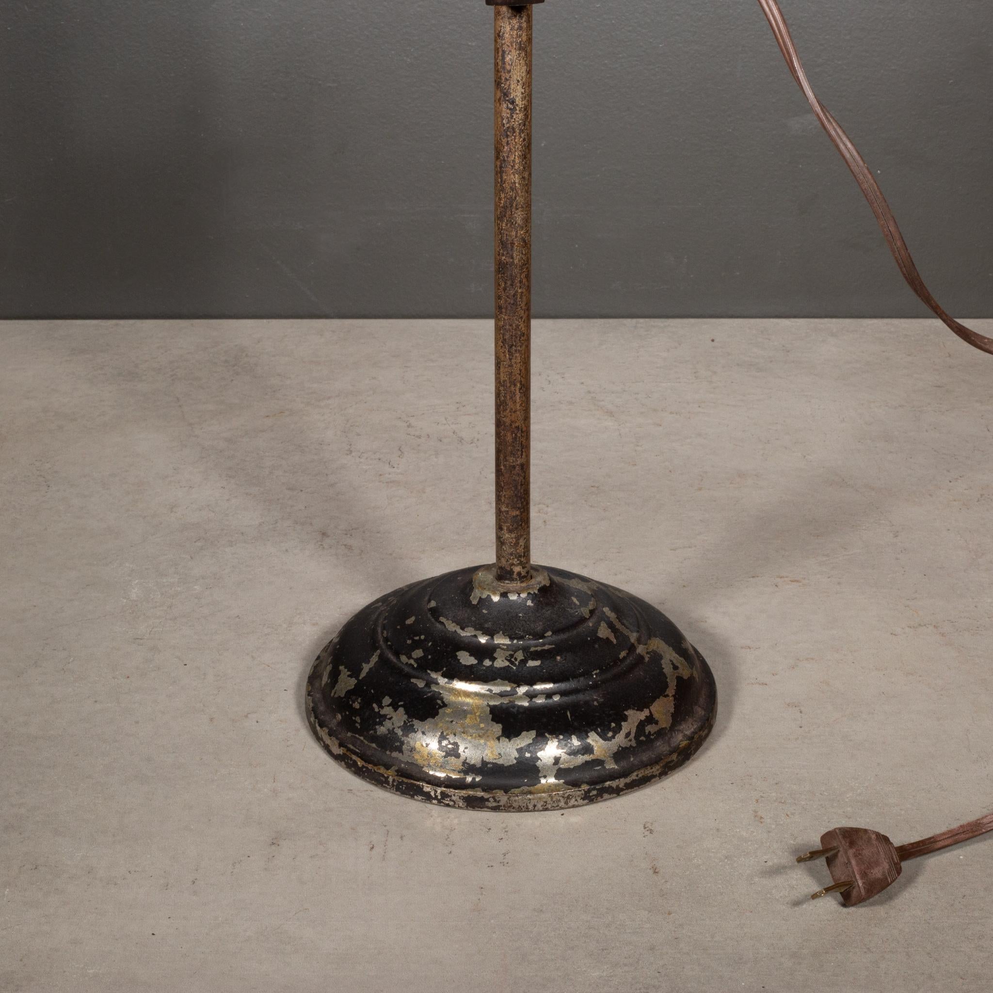 Antique Articulating Industrial Task Lamp c.1920-1940 For Sale 4